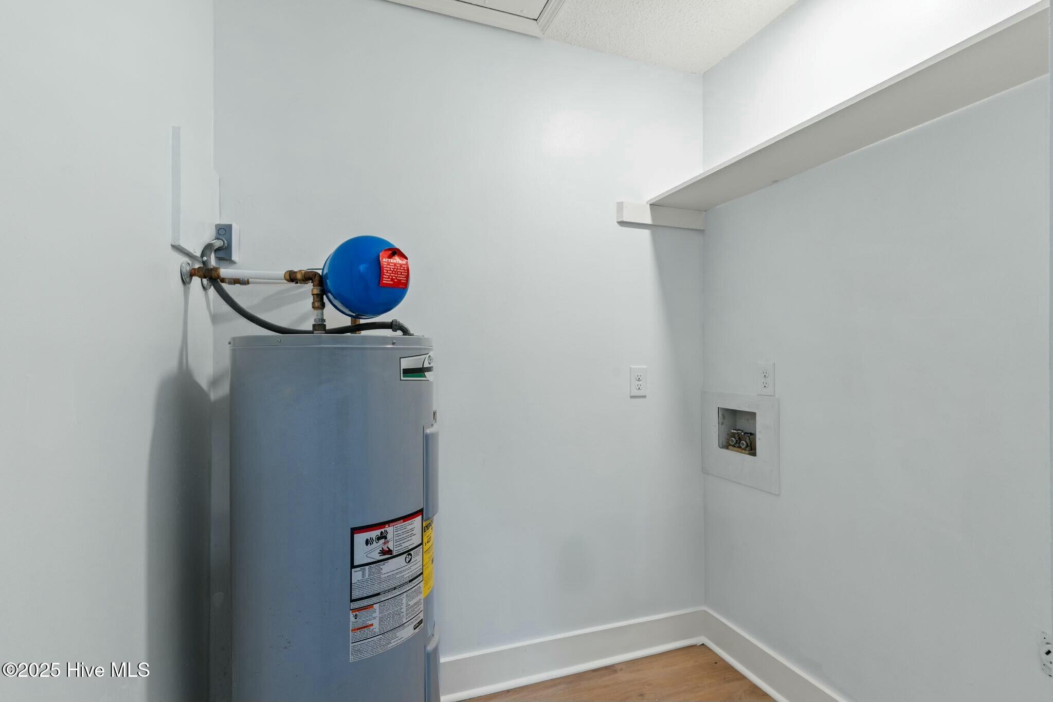 100501746 | Photo 27