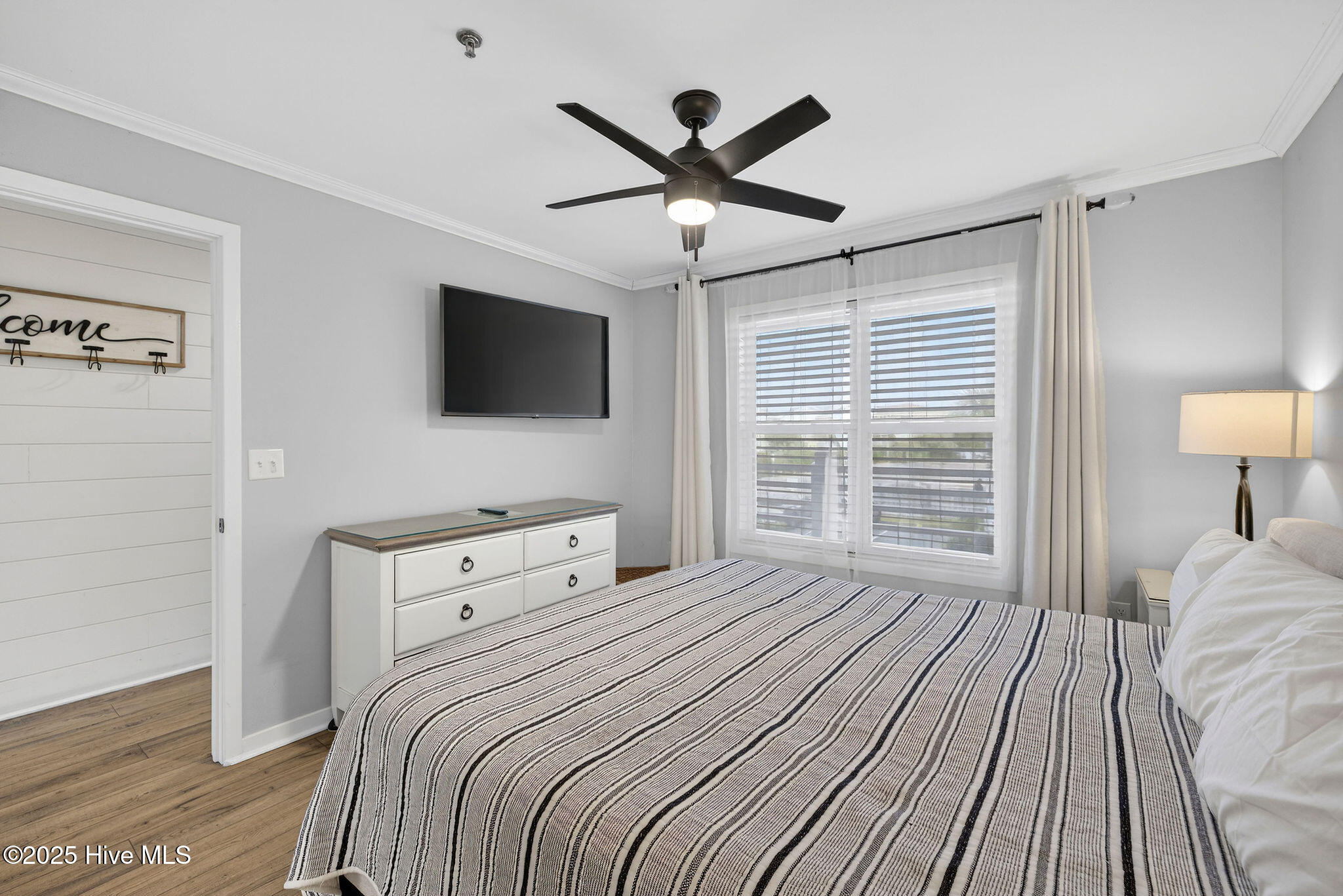 100545896 | Photo 15