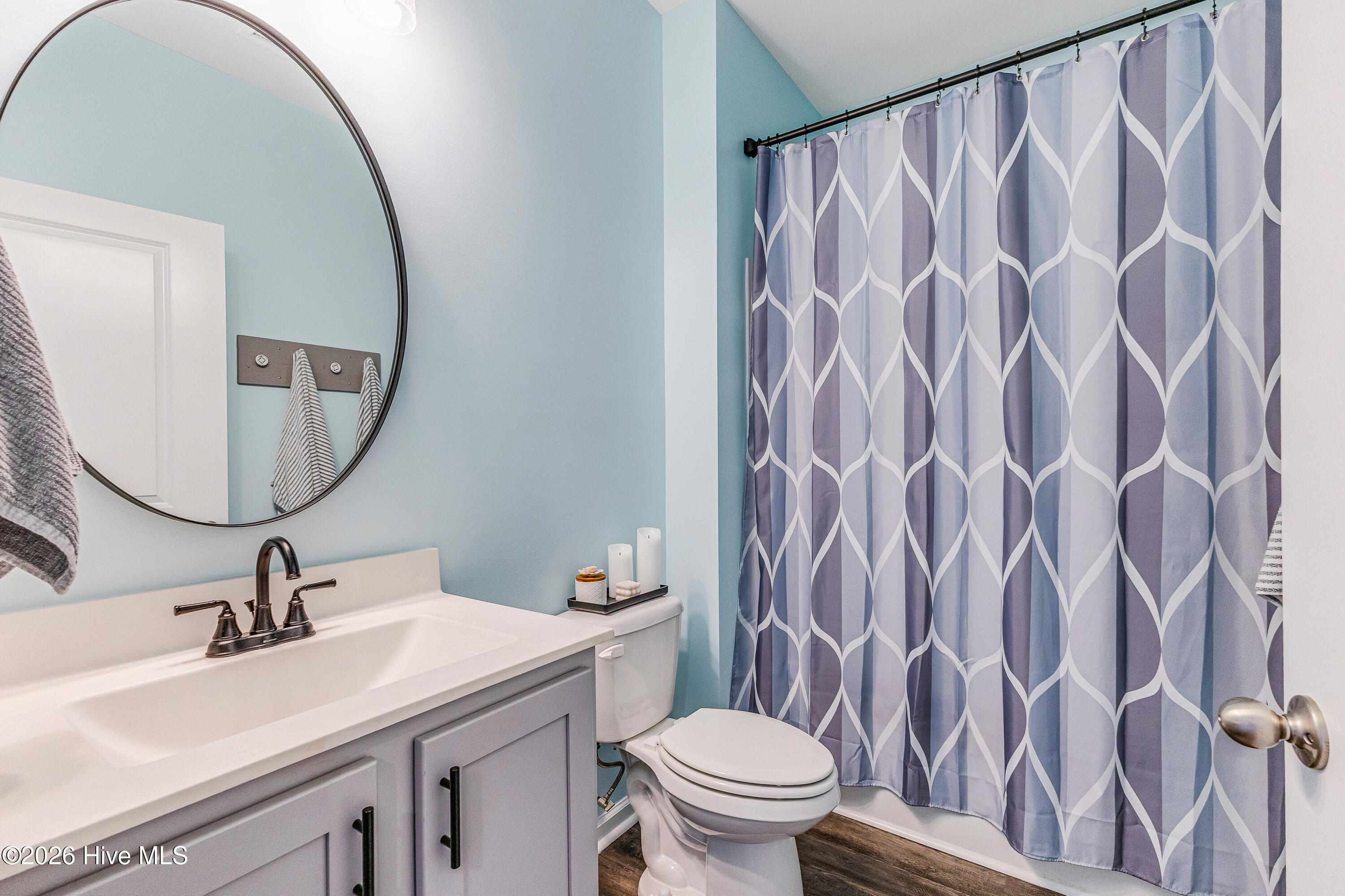 100549305 | Photo 29