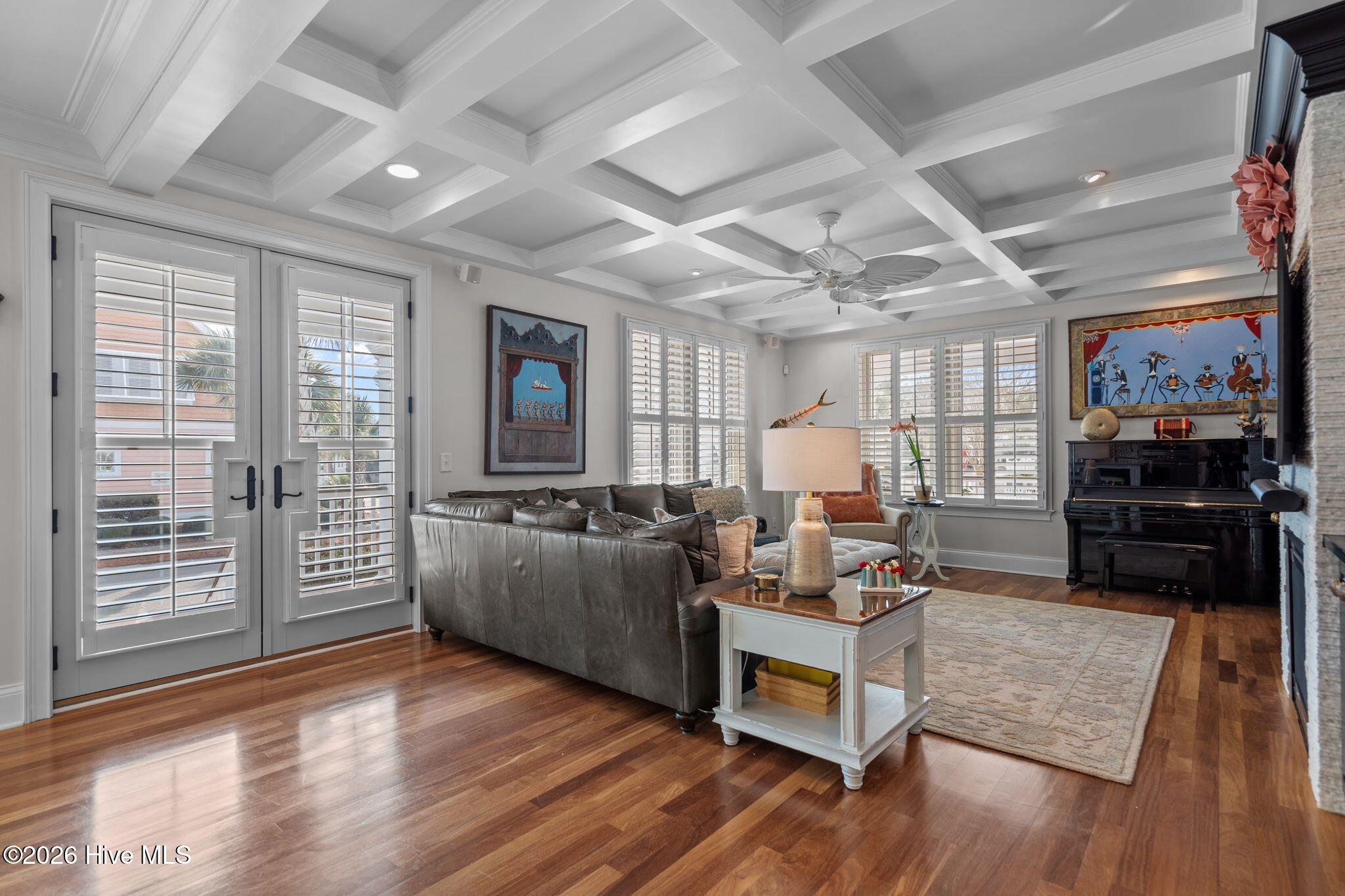 100551618 | Photo 26