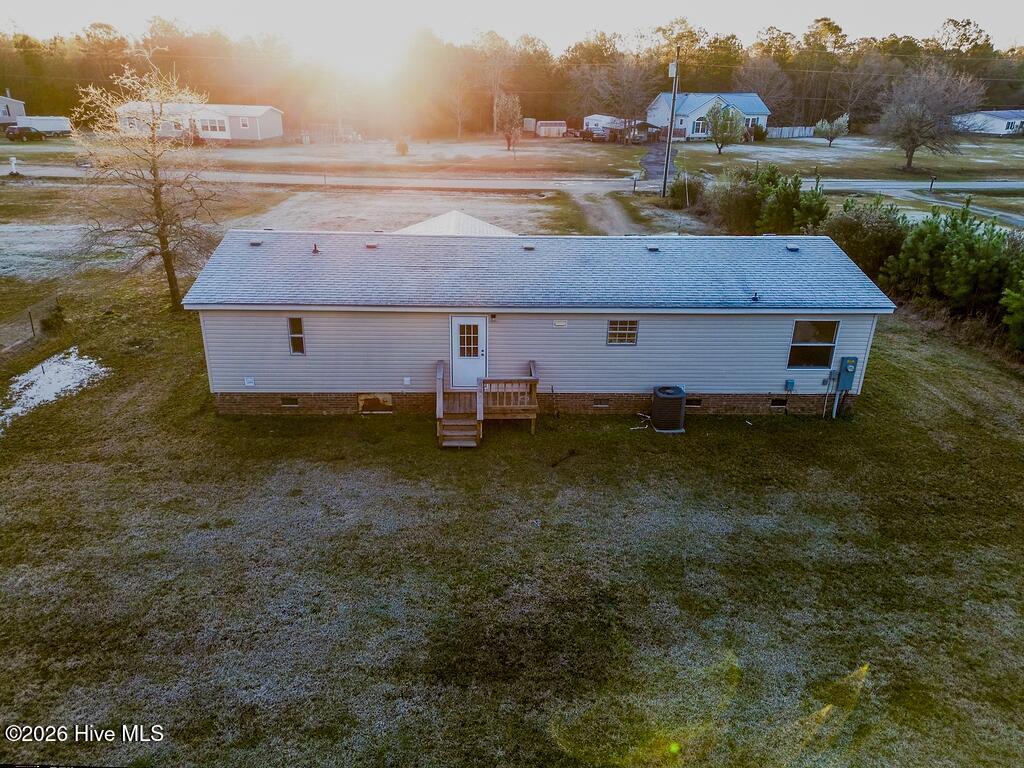 100560483 | Photo 38