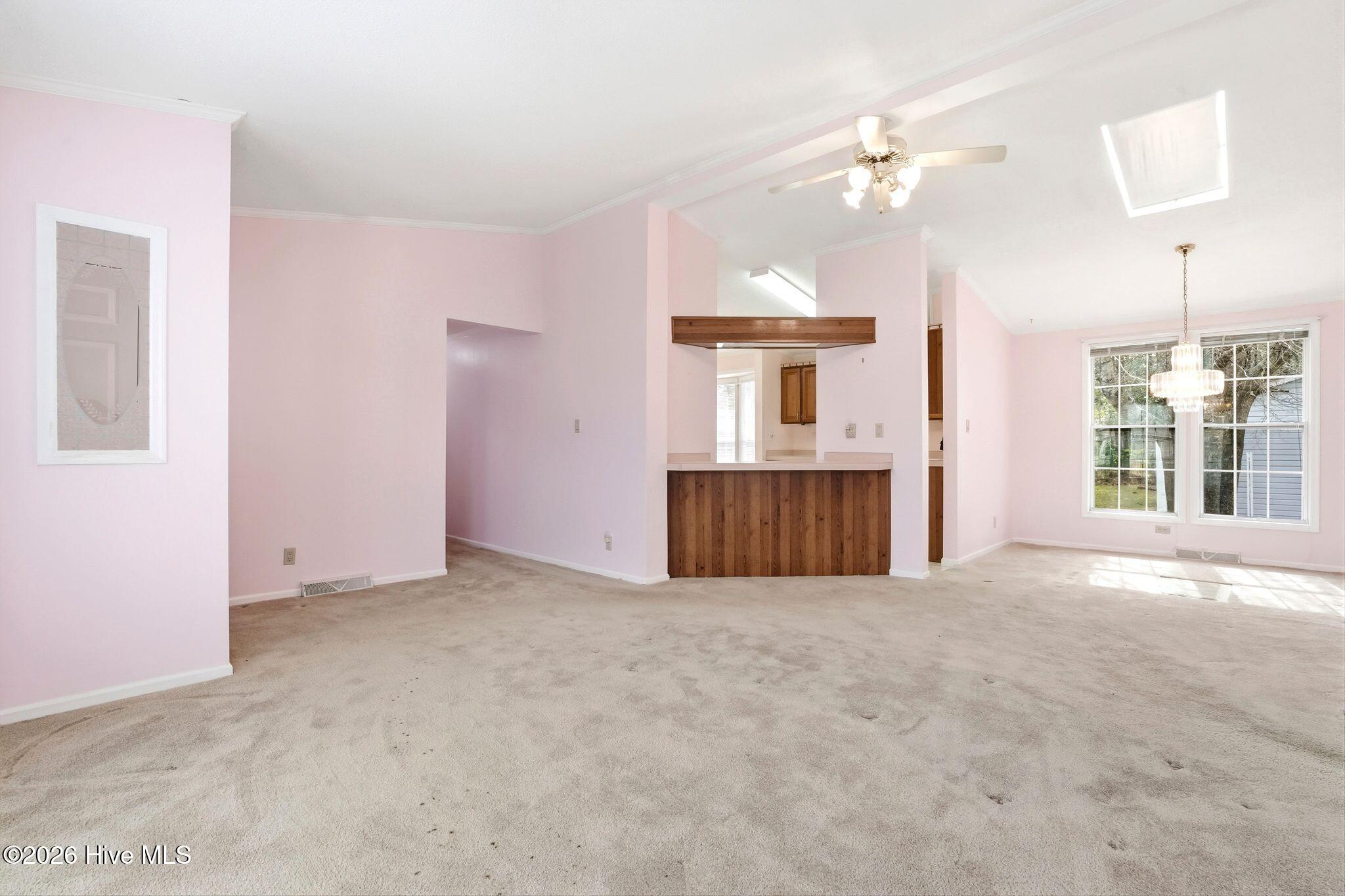 100561756 | Photo 34