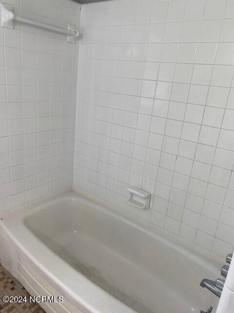 100533796 | Photo 27