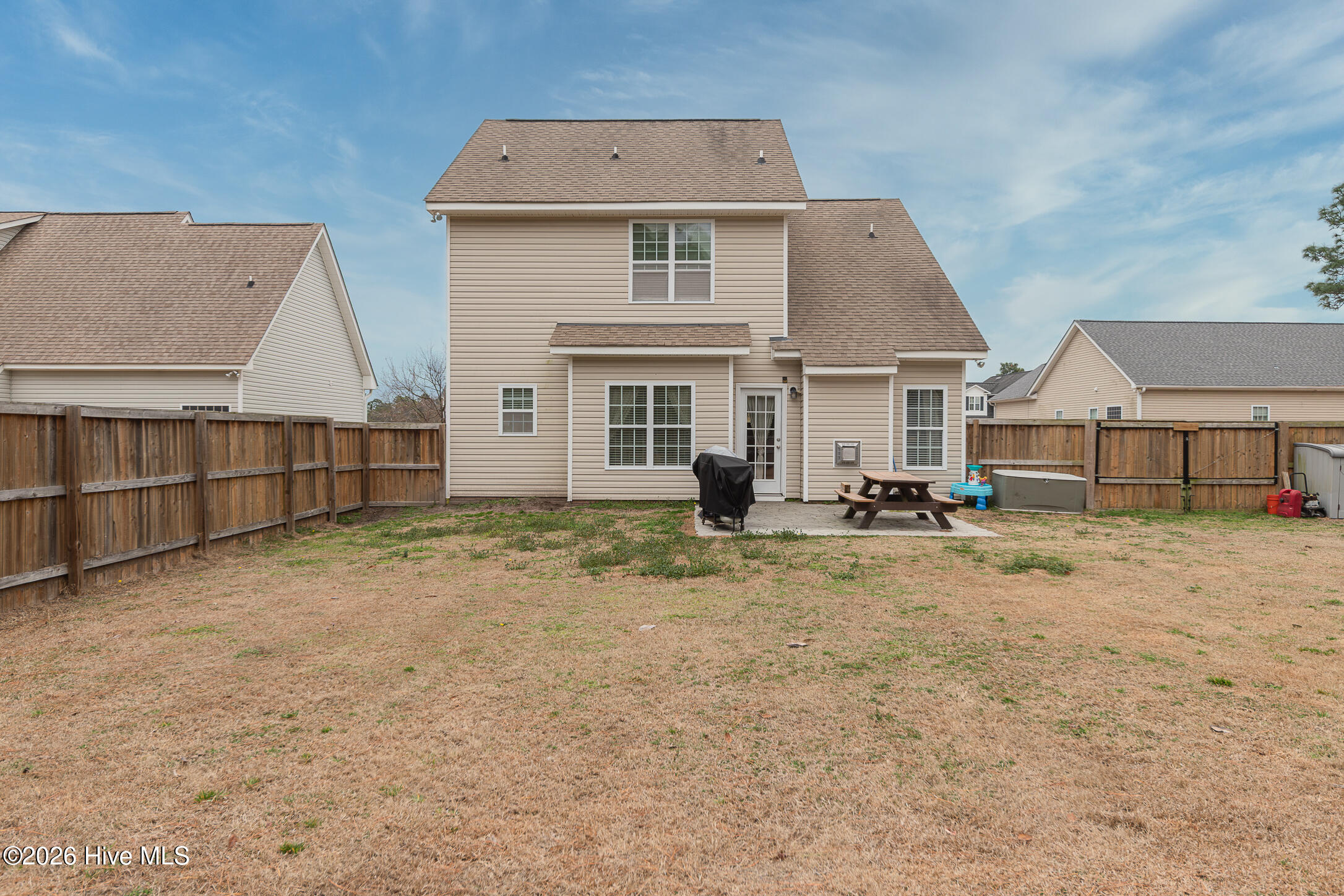 100556054 | Photo 41