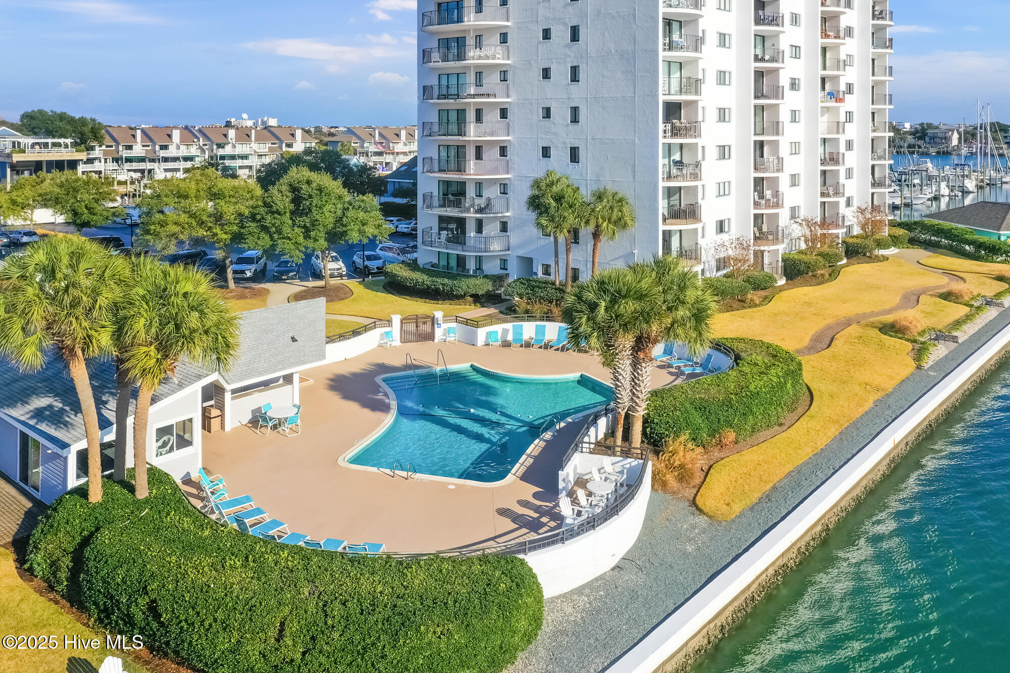 100544595 | Photo 21