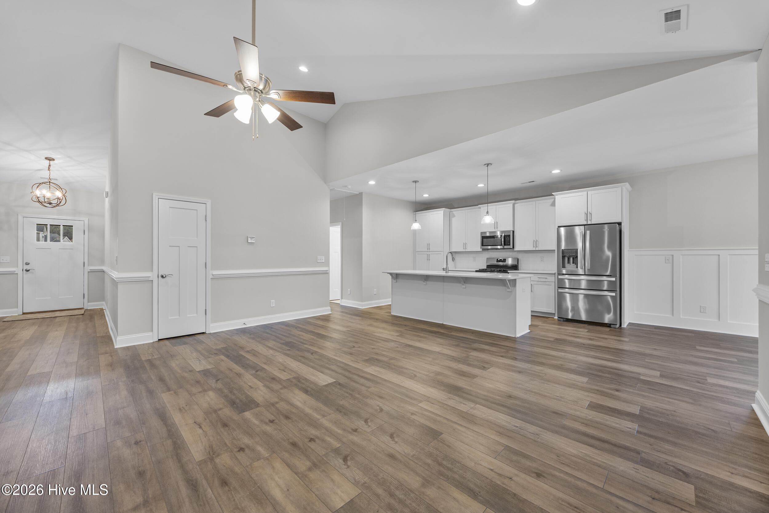 100559295 | Photo 10