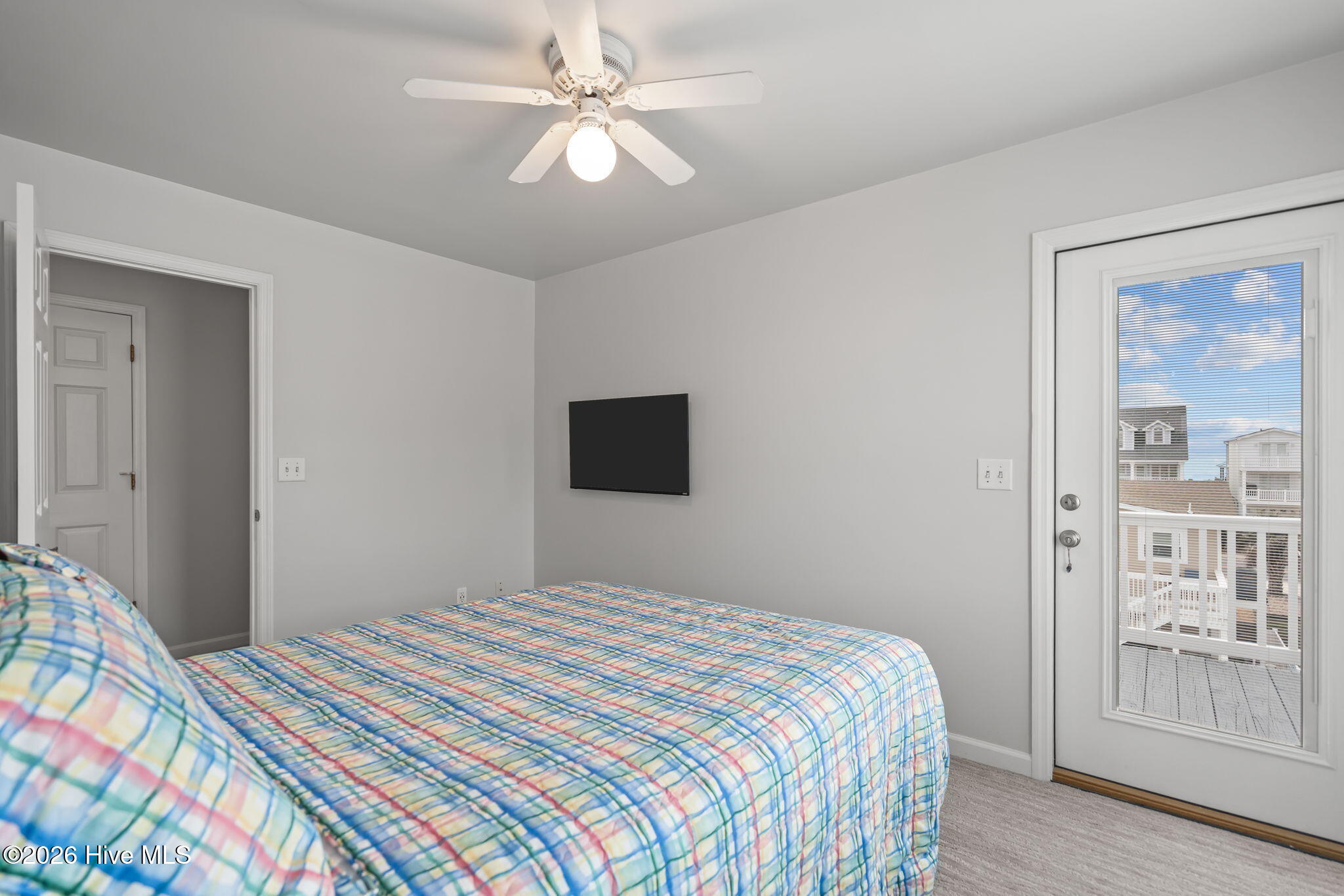 100562748 | Photo 31