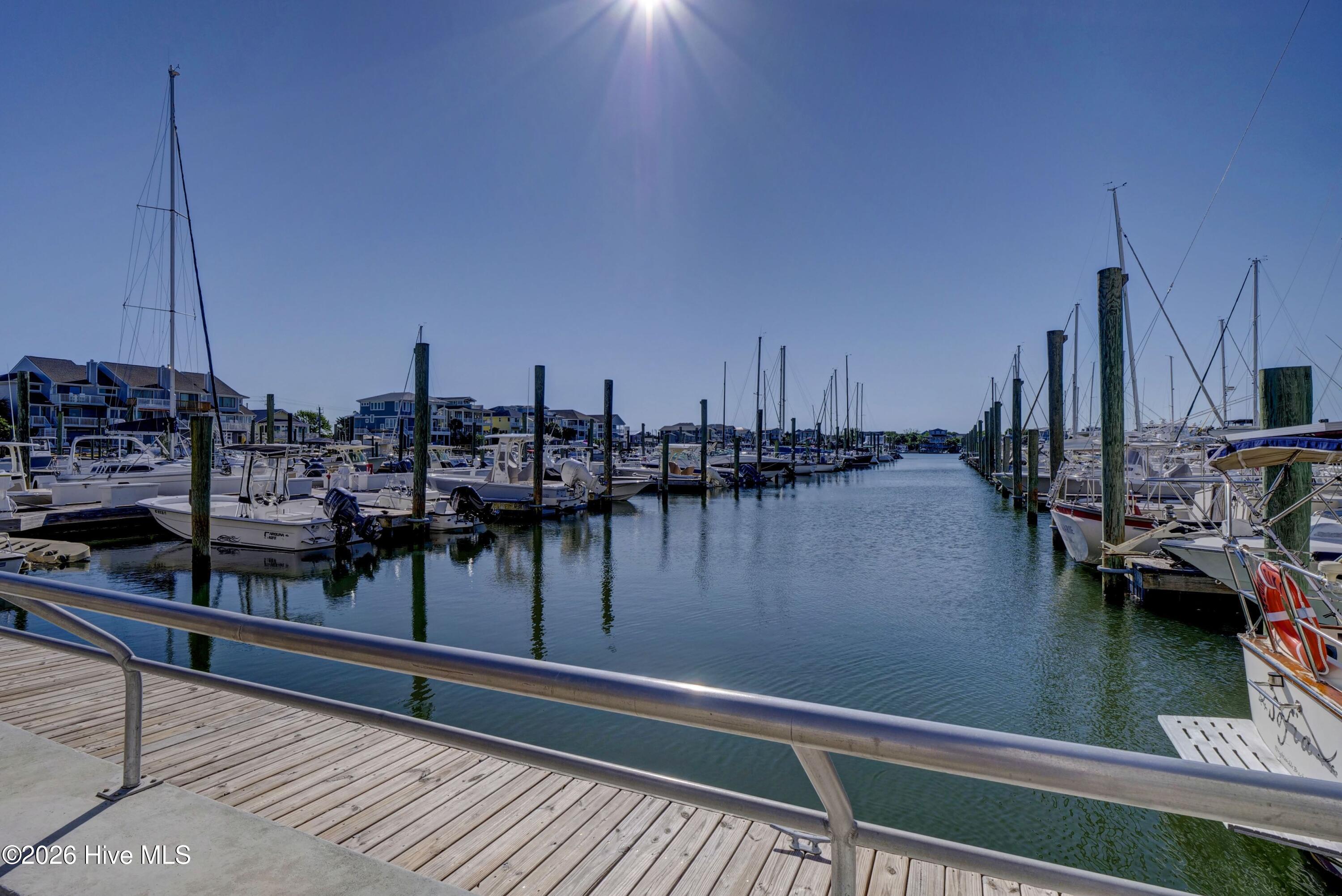 100559794 | Photo 71