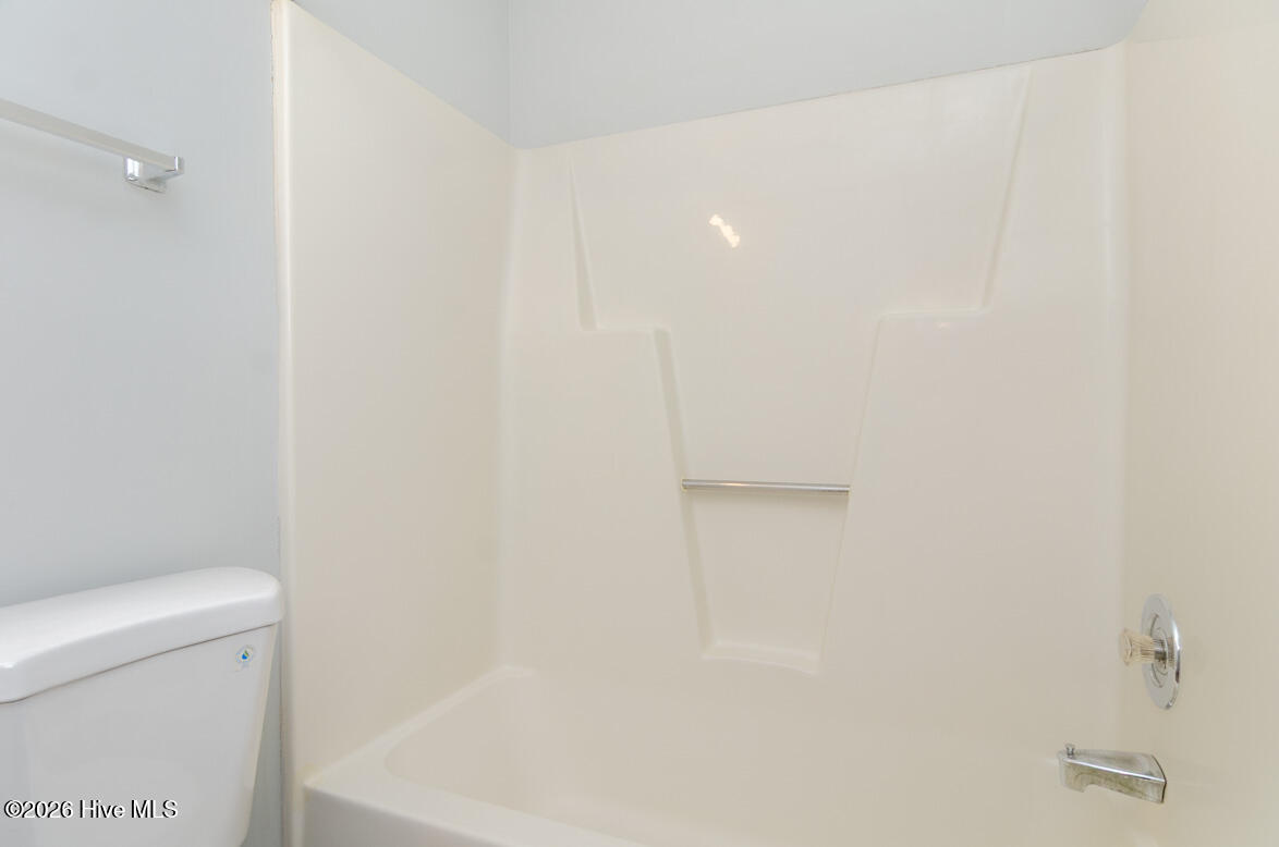 100554151 | Photo 15