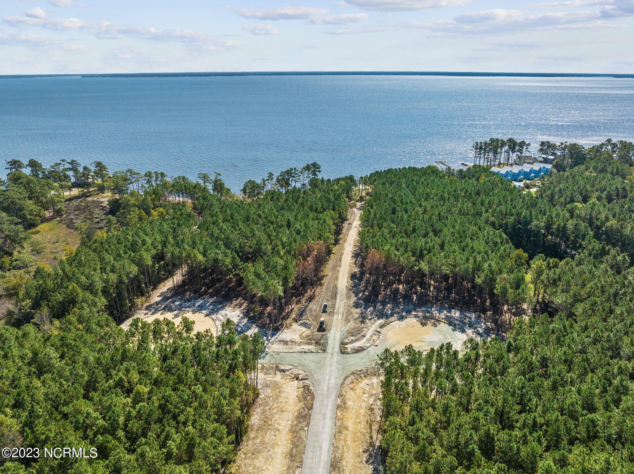 3 3 Sandy Bay Drive W,Oriental
