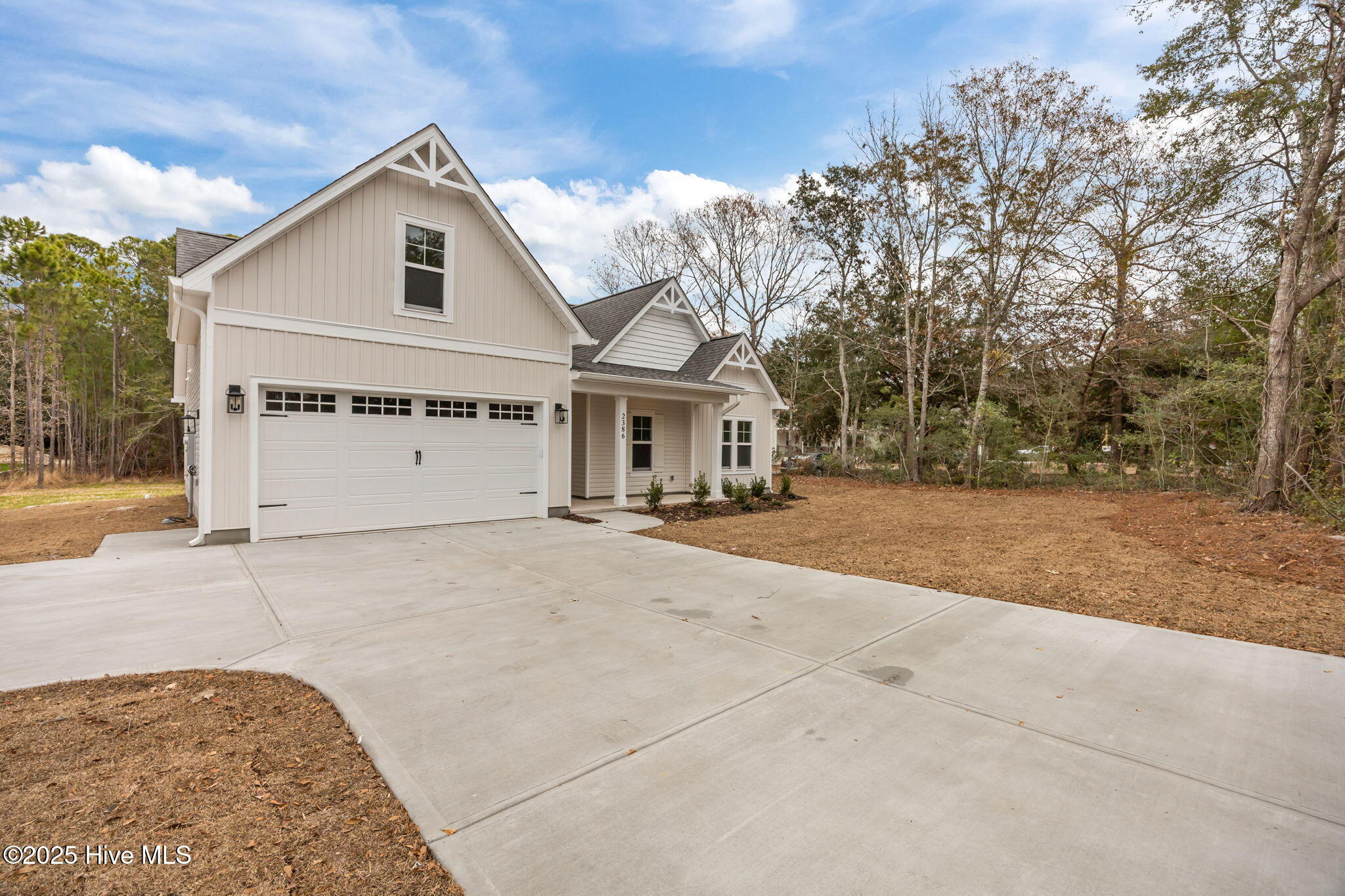 100528591 | Photo 26