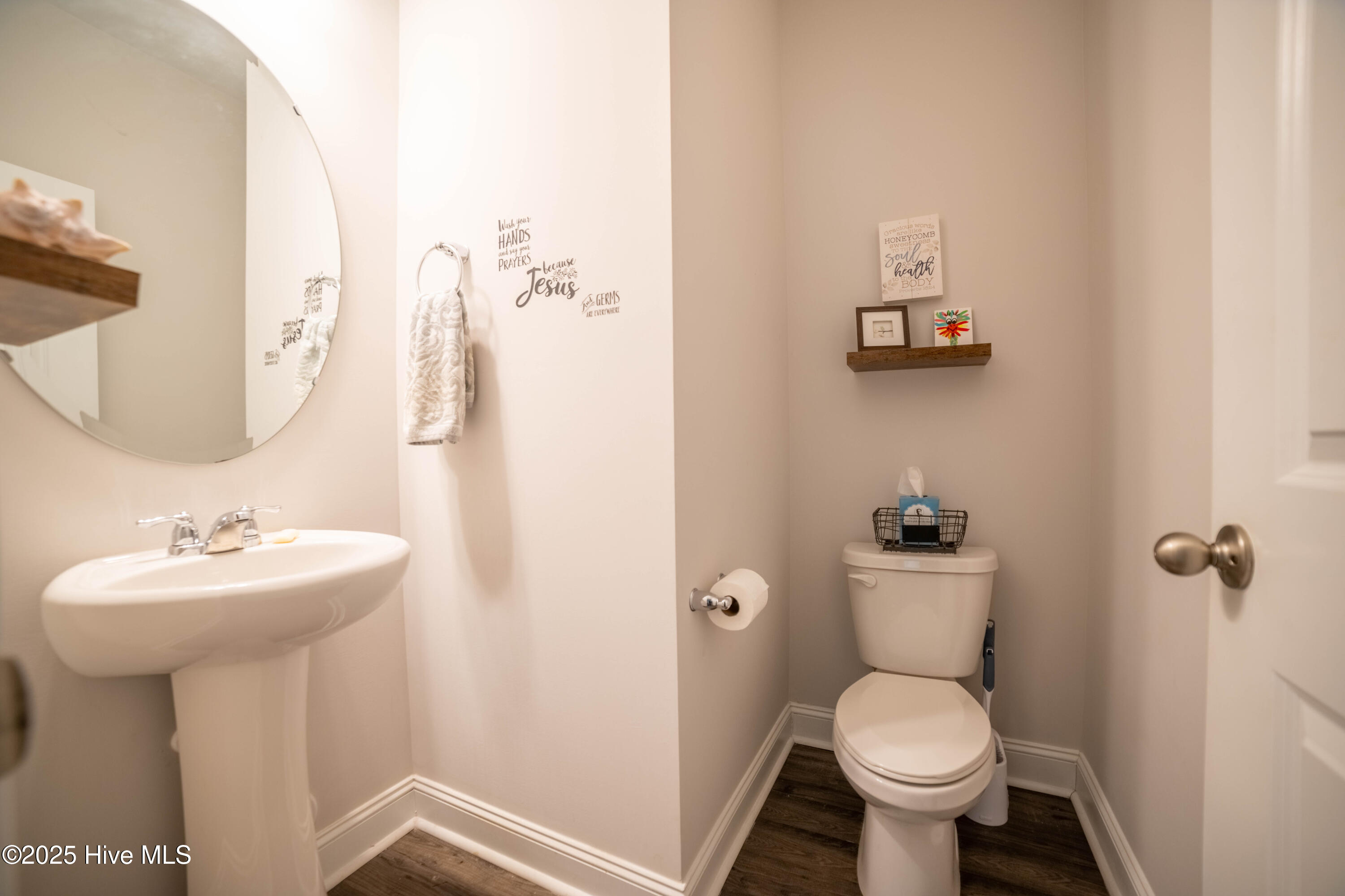 100535849 | Photo 21