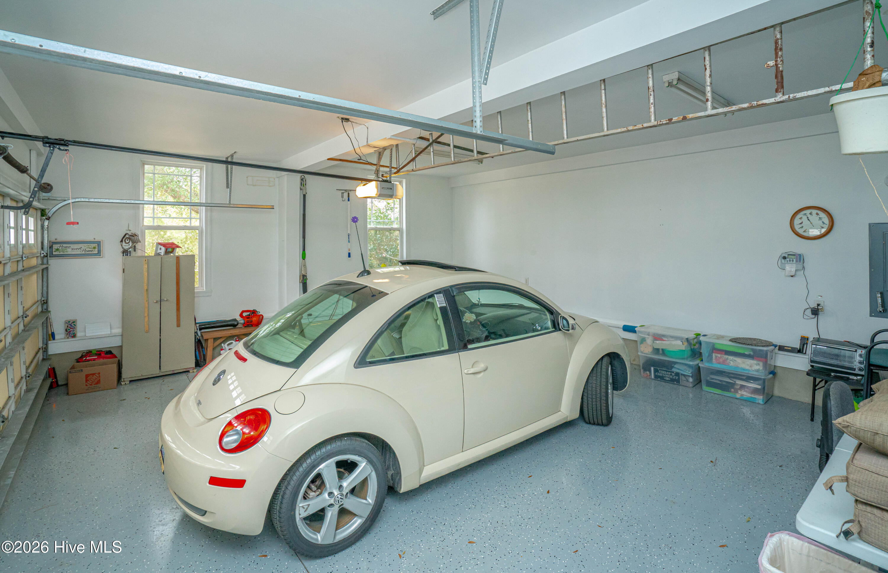 100556532 | Photo 36