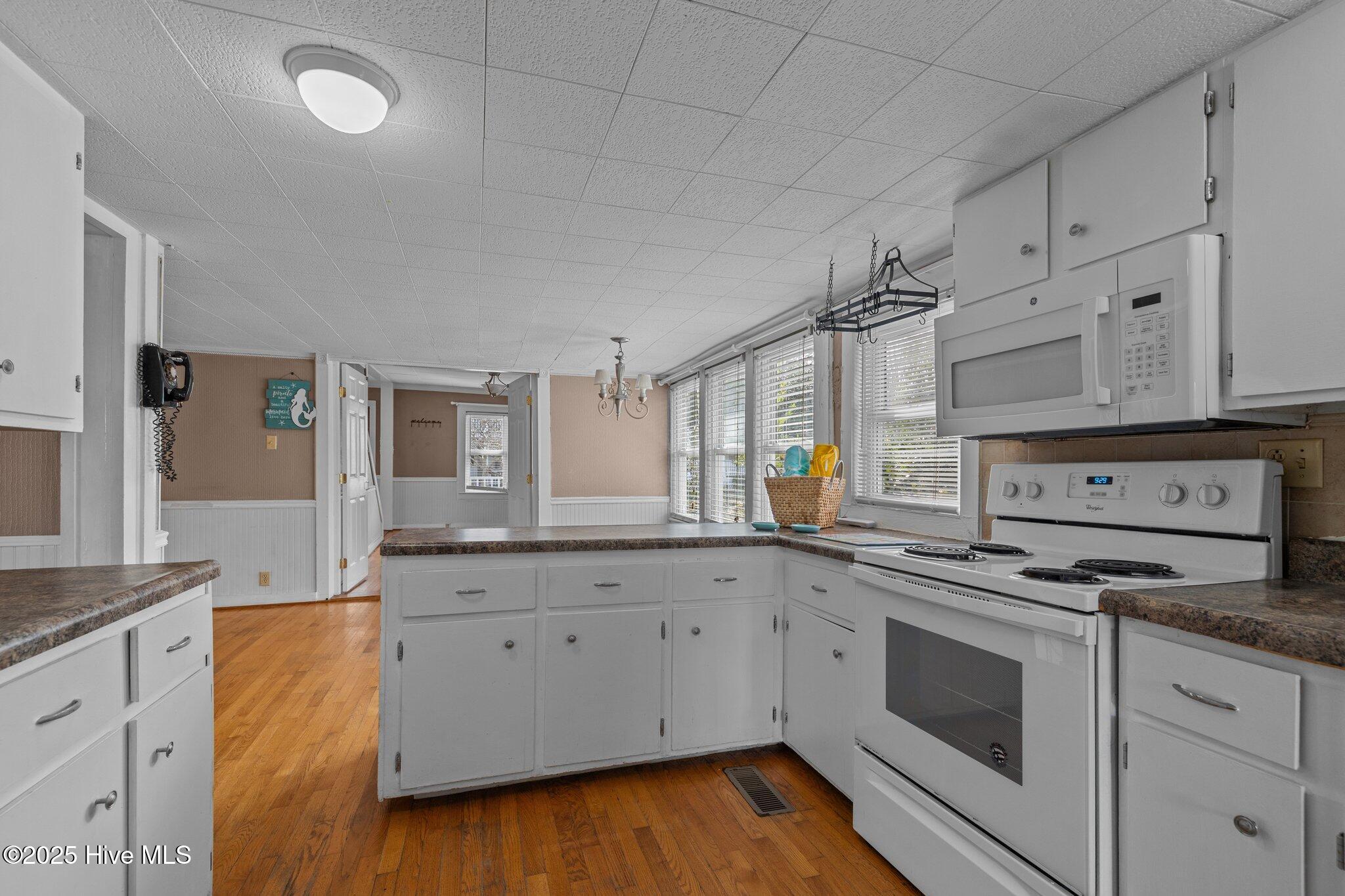 Homes for sale in Morehead City, NC | 209 N 8Th St, Morehead City, NC 28557 | MLS# 100494668