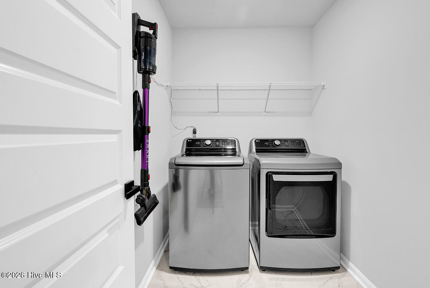 100553635 | Photo 13