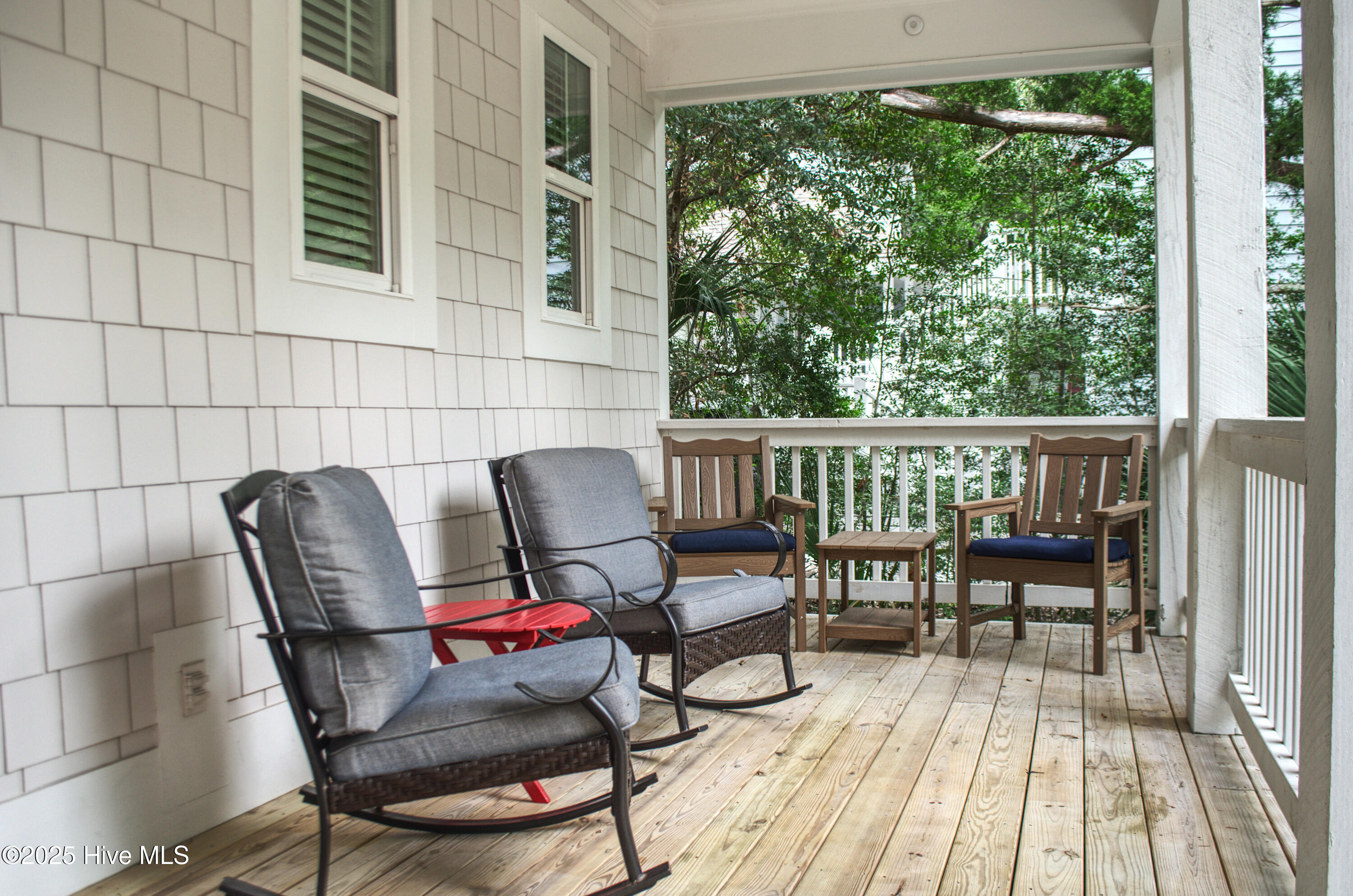 100526777 | Photo 53