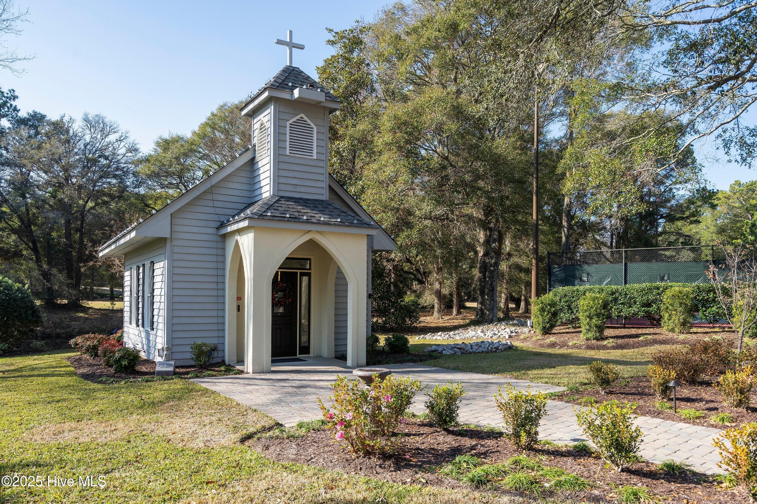 100529602 | Photo 92