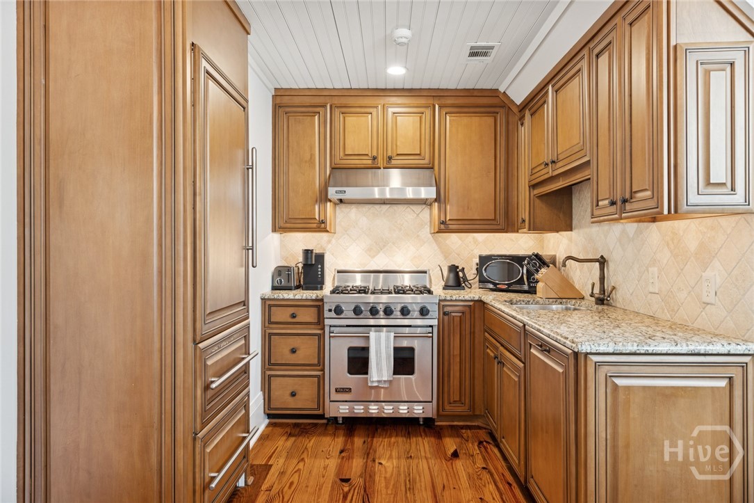 Carriage House Kitchen