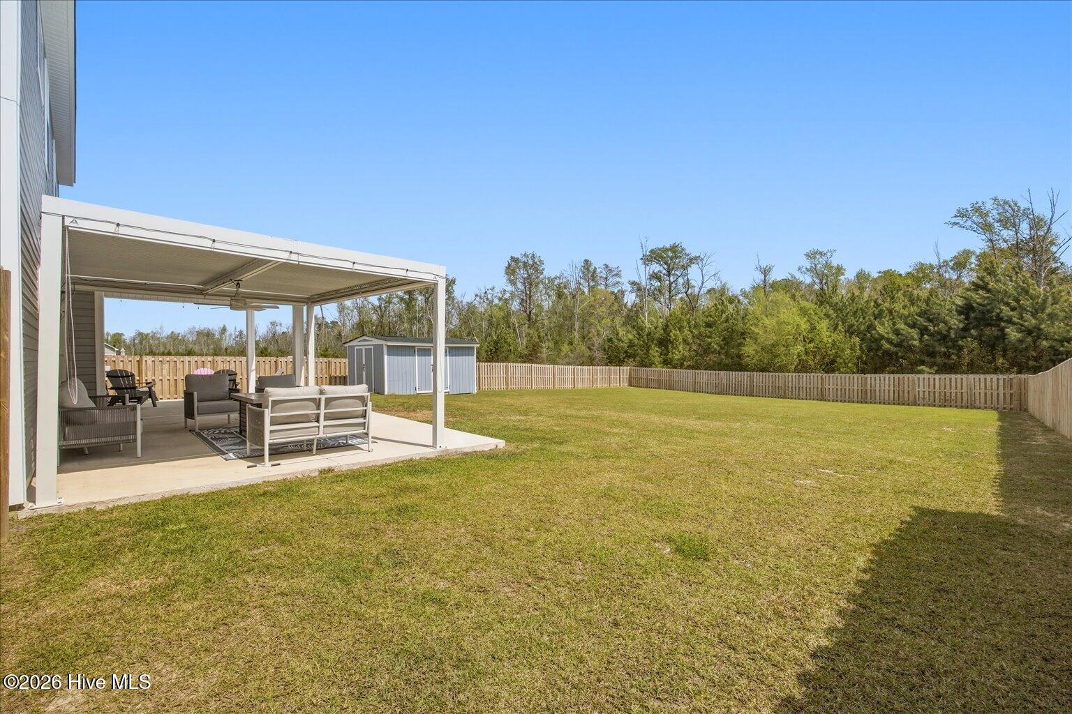 100564779 | Photo 12