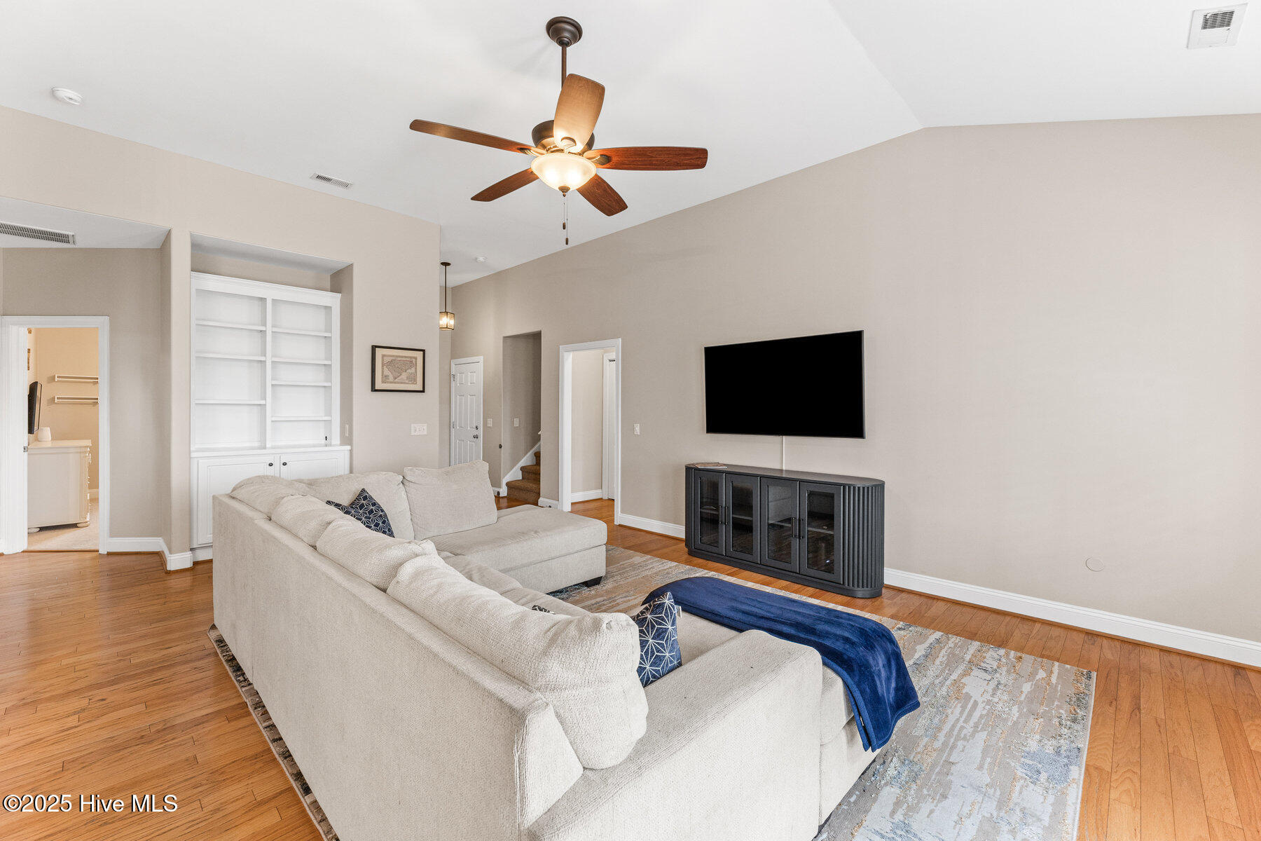 249 Palm Grove Drive, Wilmington, NC 28411 – photo 8: 008_249_palm_grove_drive-08_46