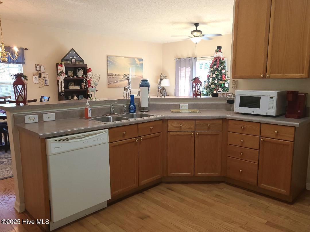 100545886 | Photo 10