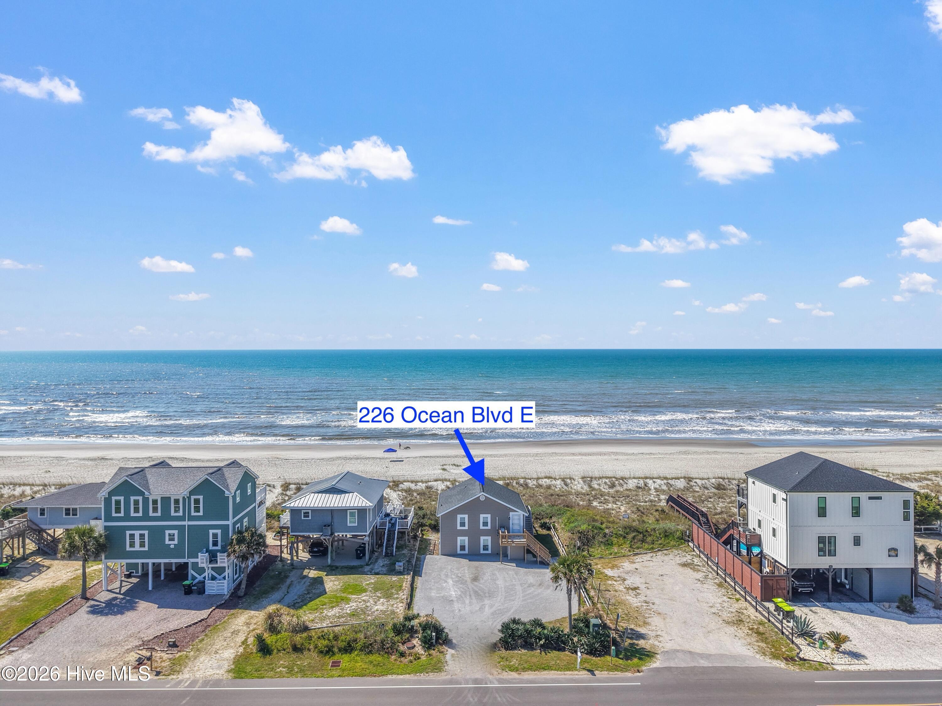 100567968 | Photo 53