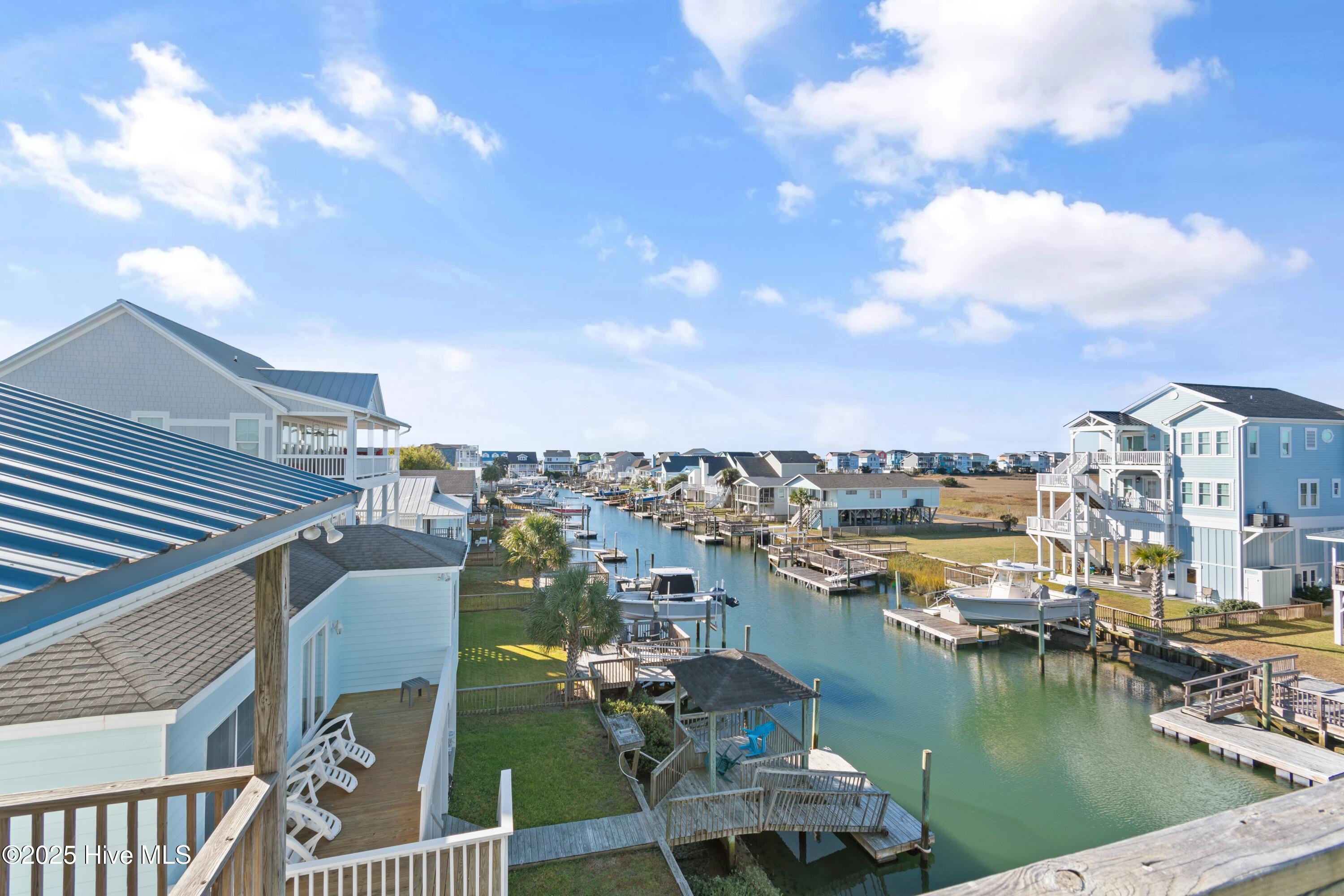 100542122 | Photo 52