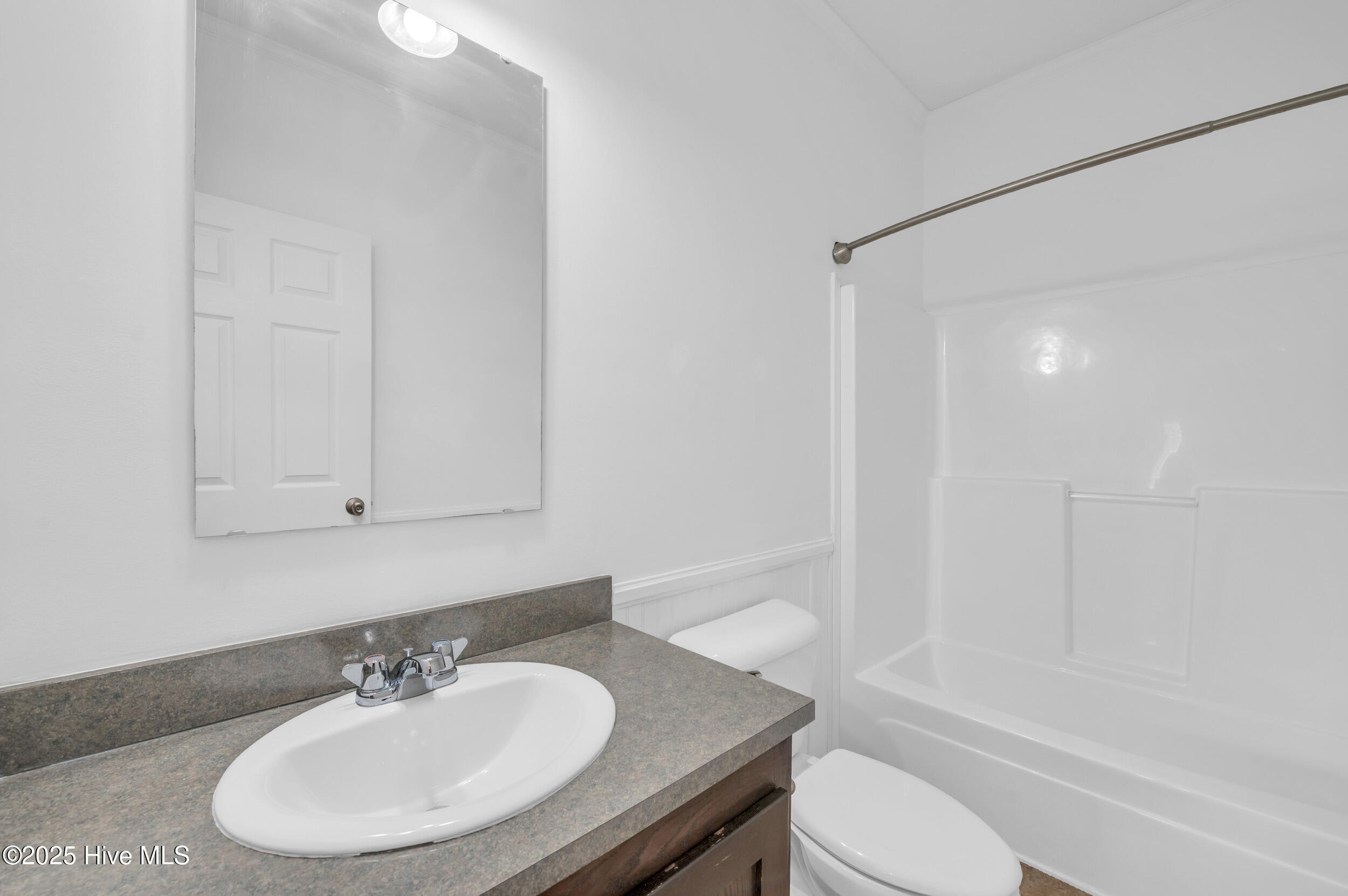 100539826 | Photo 24