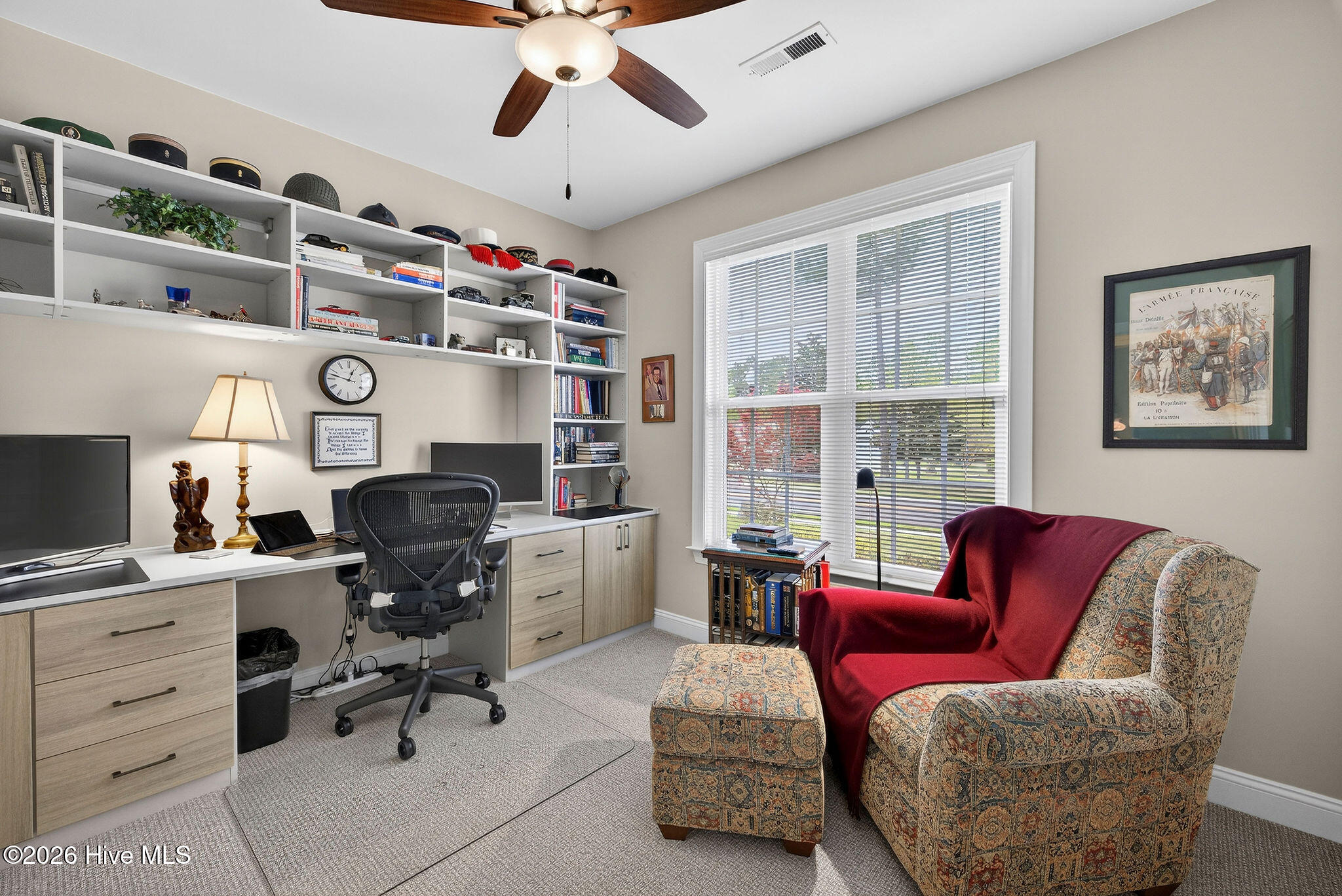 100565648 | Photo 26