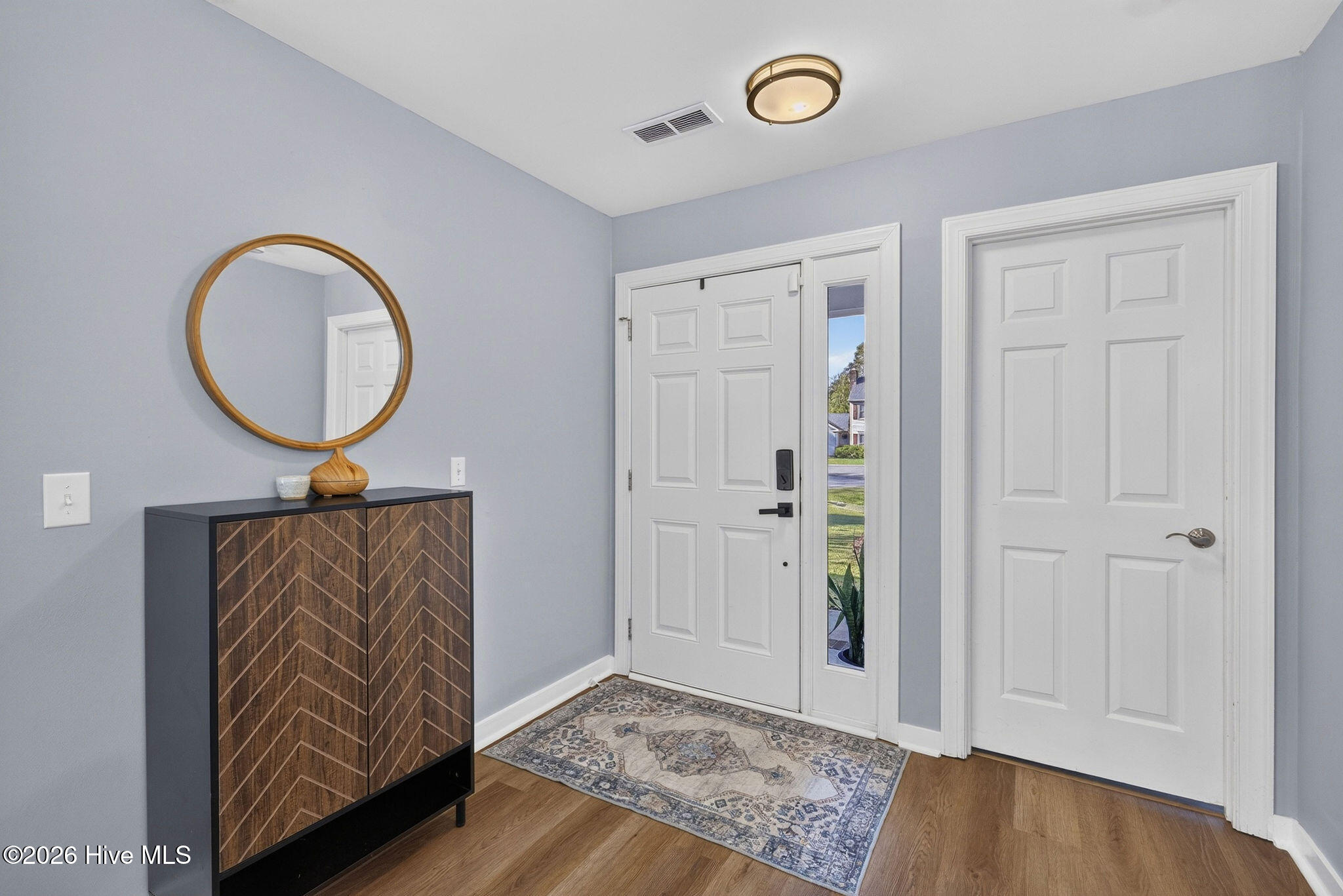 Photo 4 of Single family home for sale at 2906 Colonel Lamb Dr, Wilmington, NC 28405 | MLS# 100613191 | Listing updated on 2026-10-29