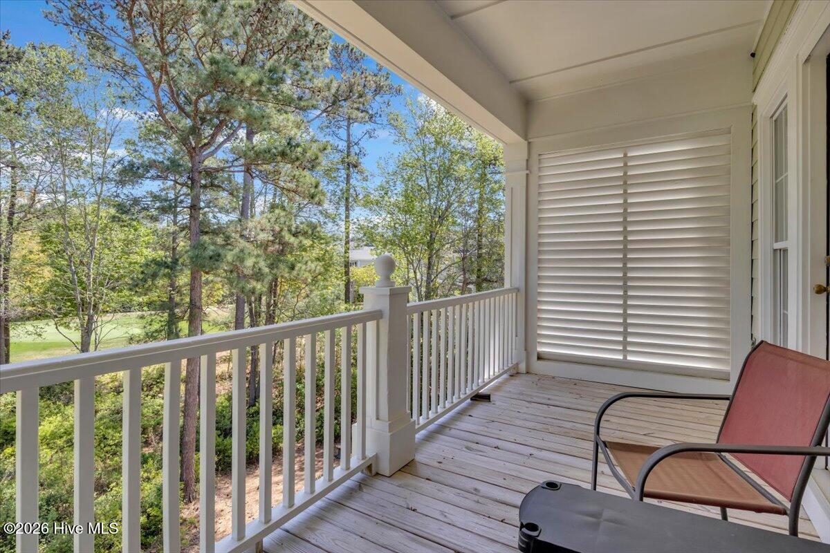 100566244 | Photo 27