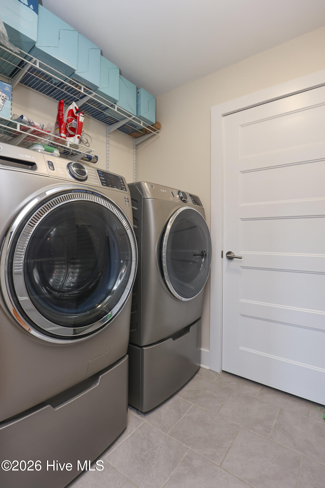 100564297 | Photo 37