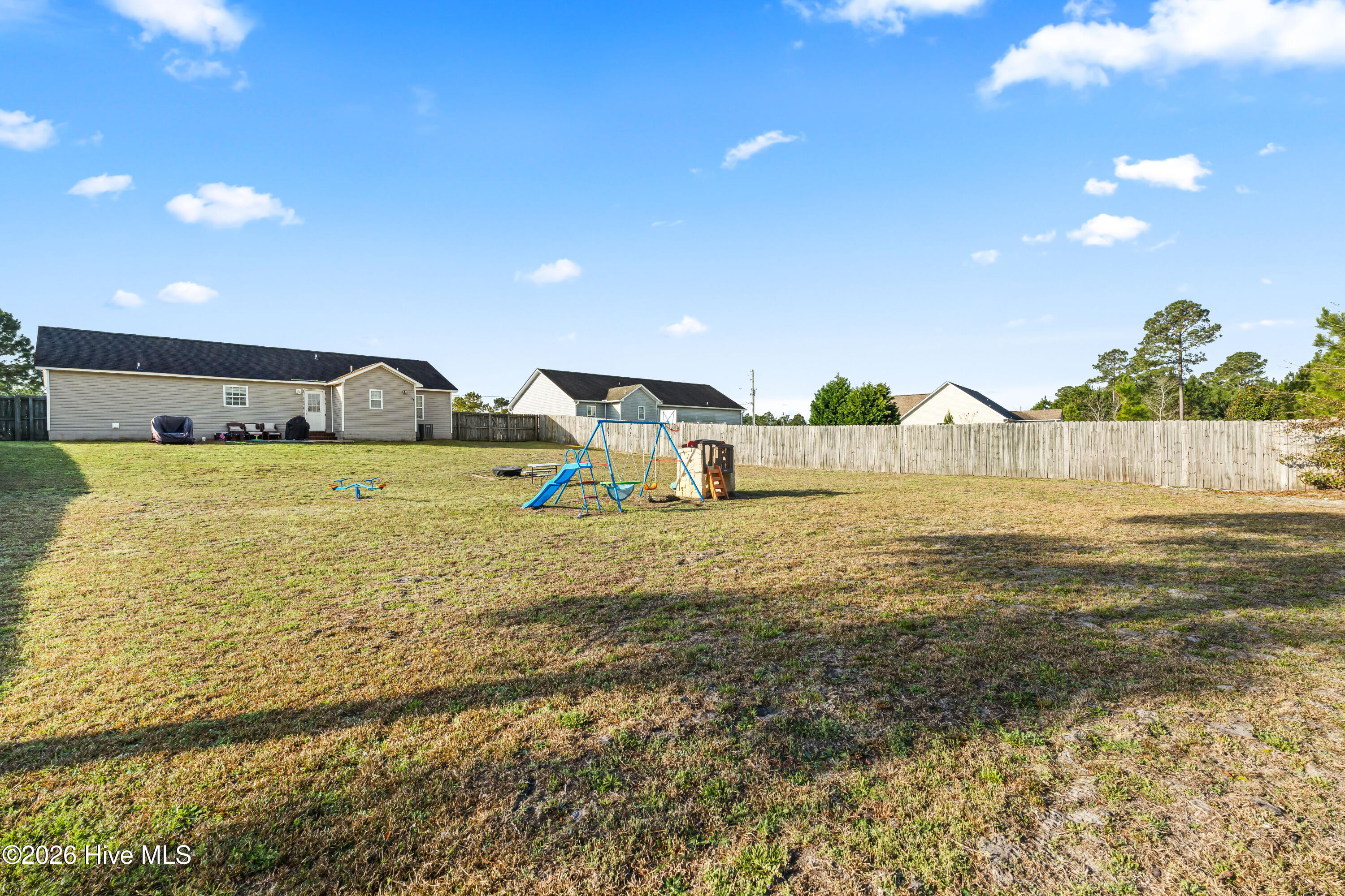 100562954 | Photo 22