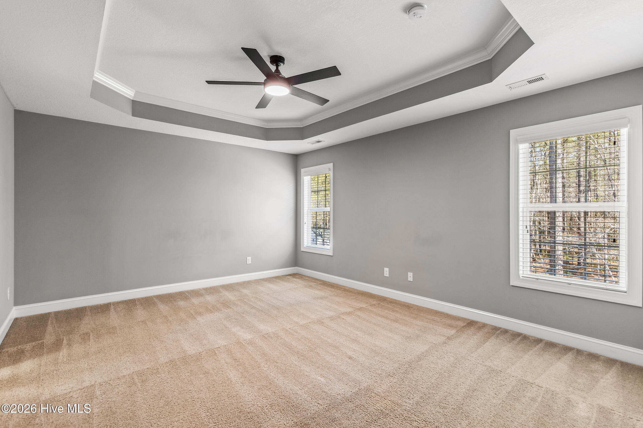 100561701 | Photo 23