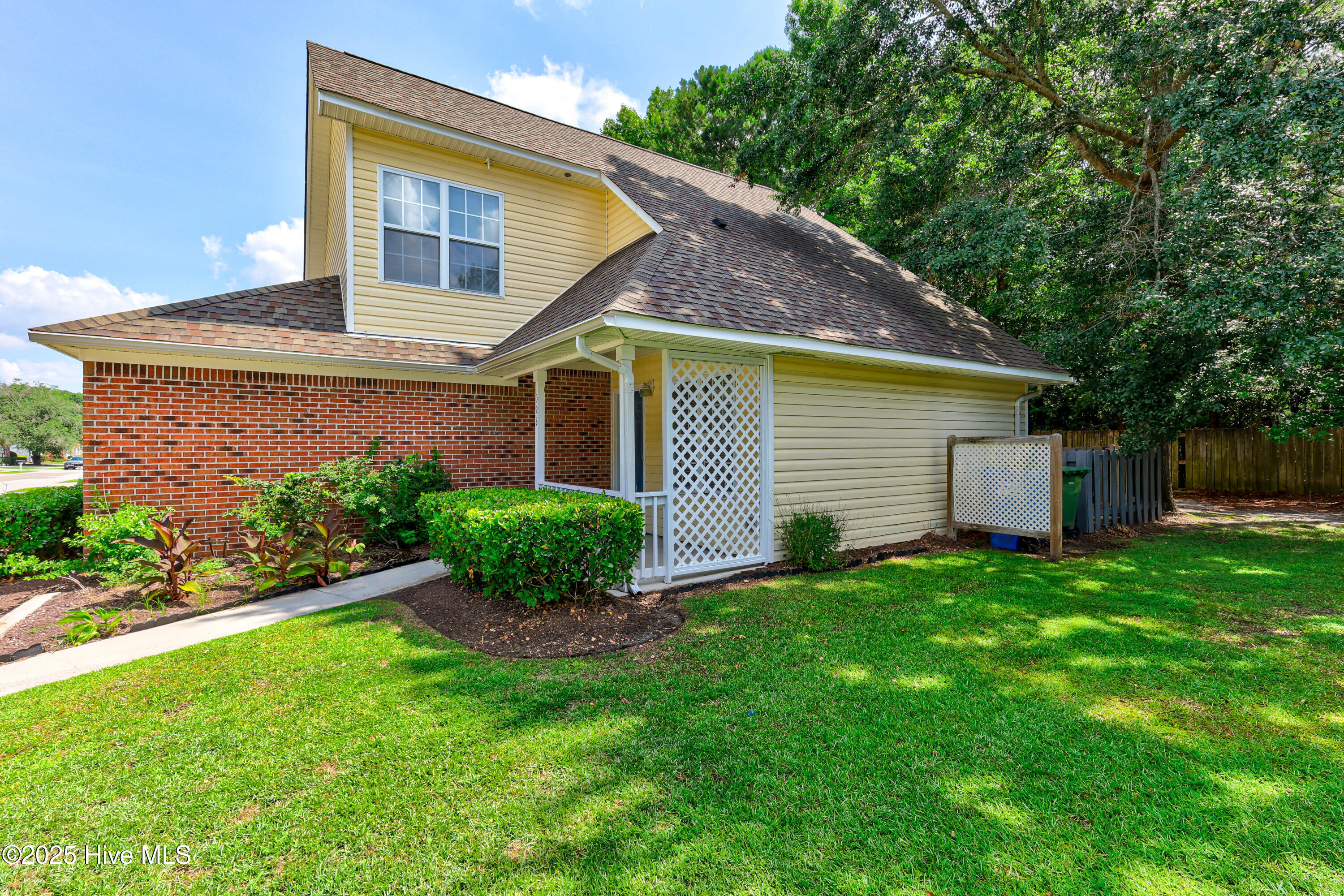 326 St Rosea-print-005-010-Side View-420