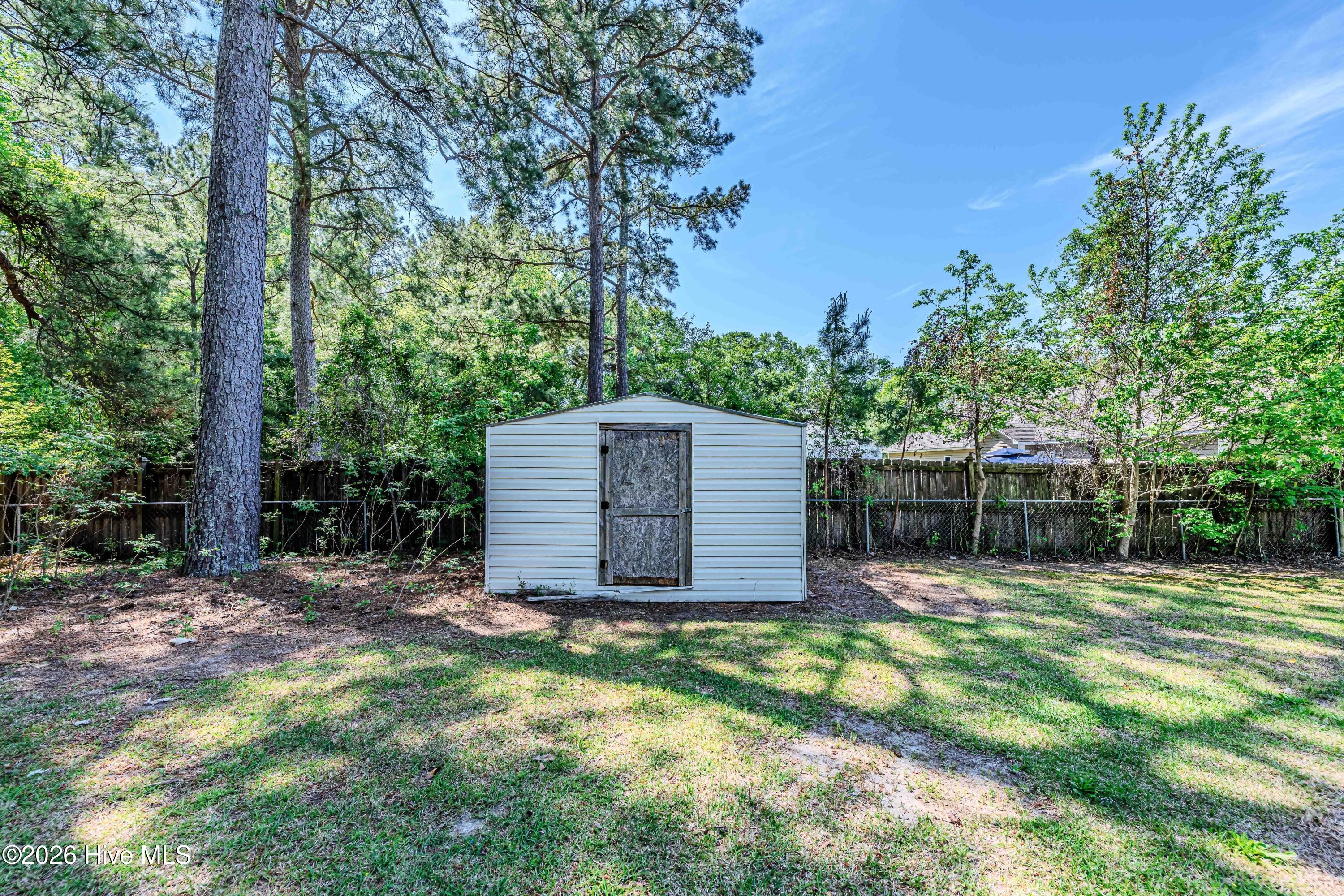 100568106 | Photo 60