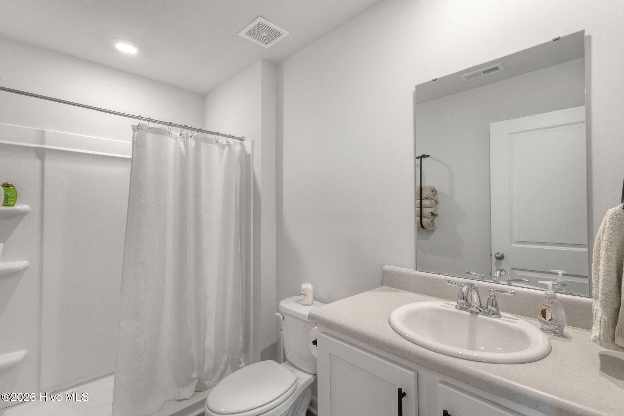 100552073 | Photo 19