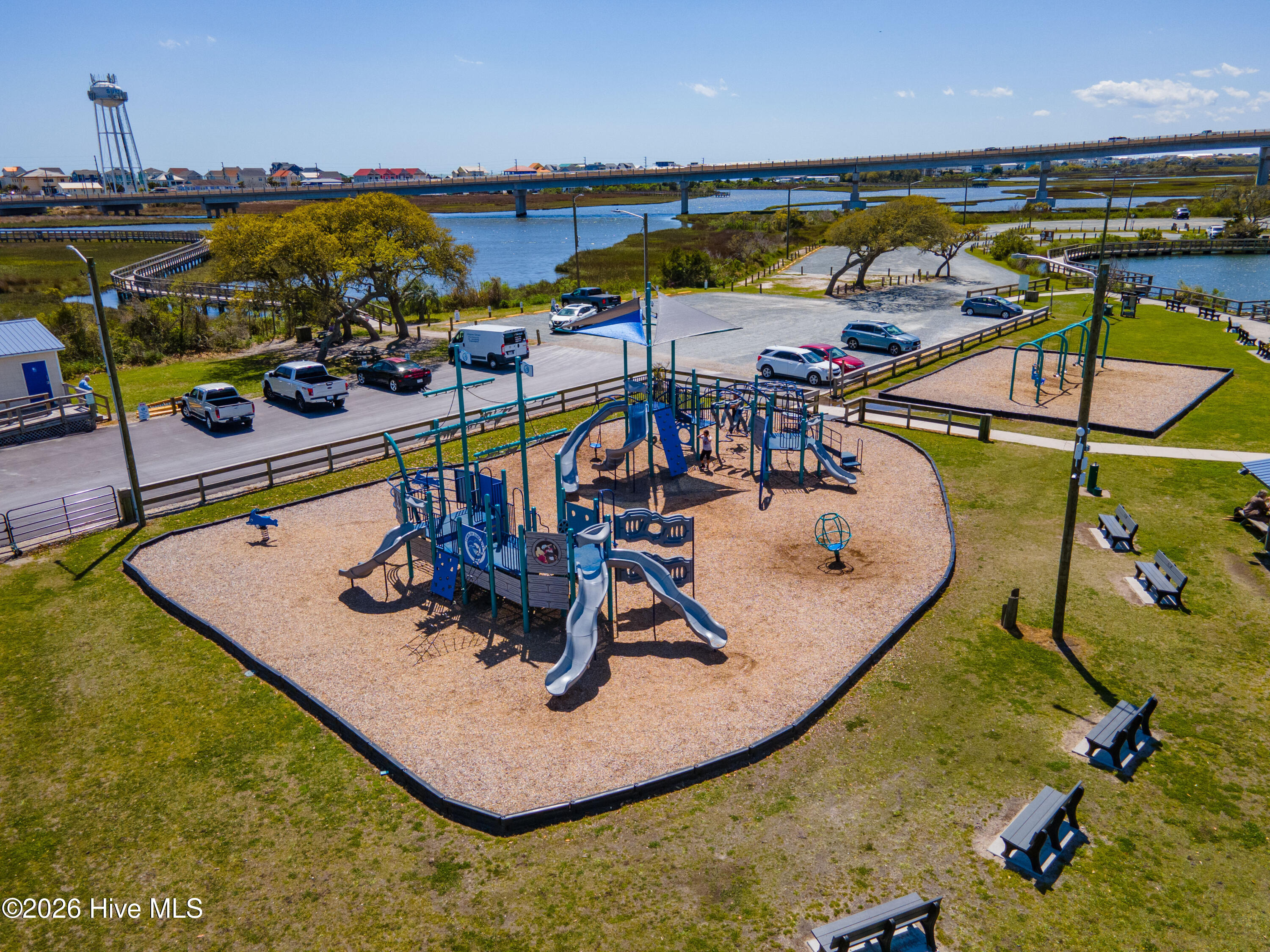 100553185 | Photo 26