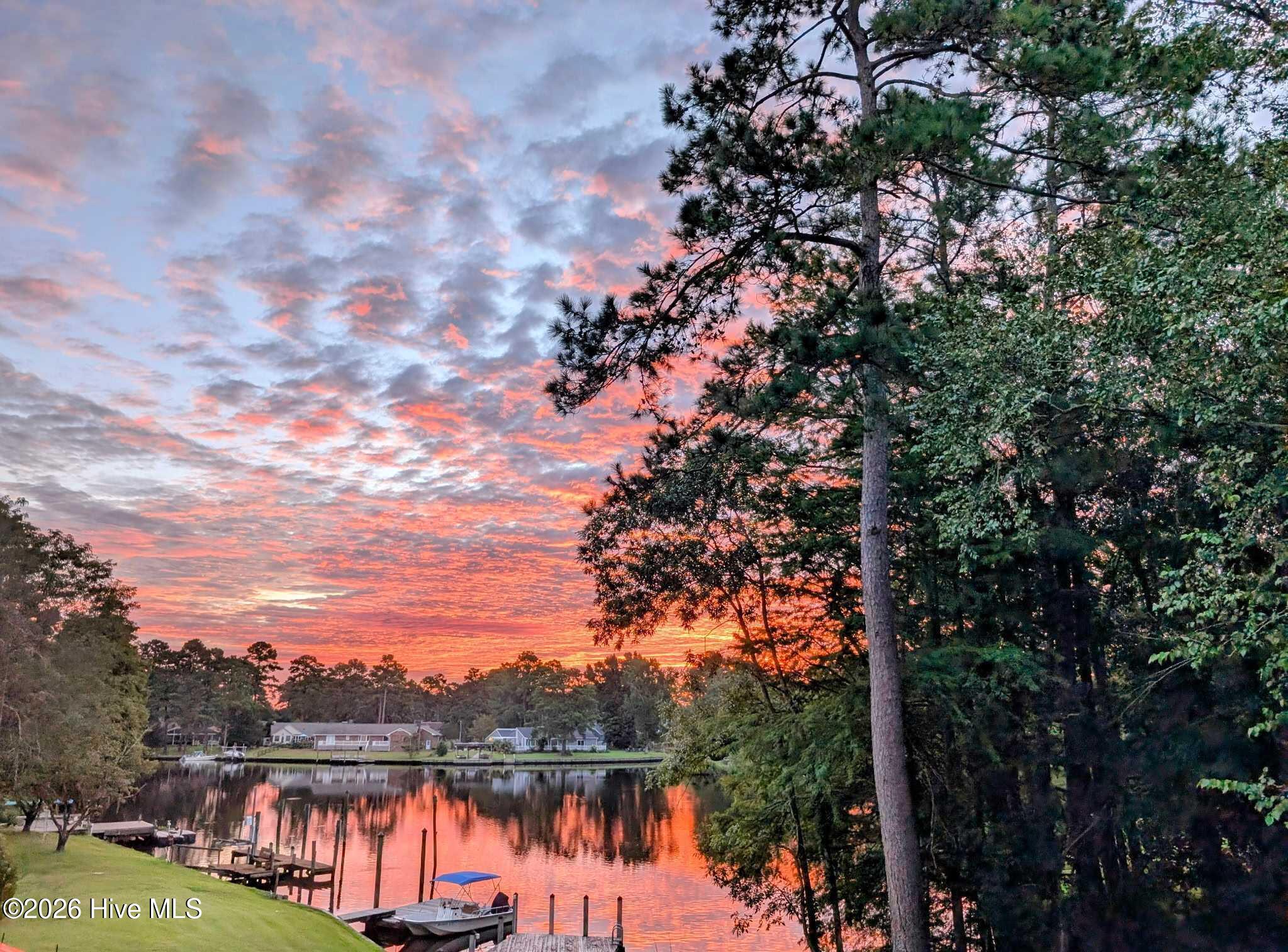 302 Plantation Drive, New Bern, NC, 28562