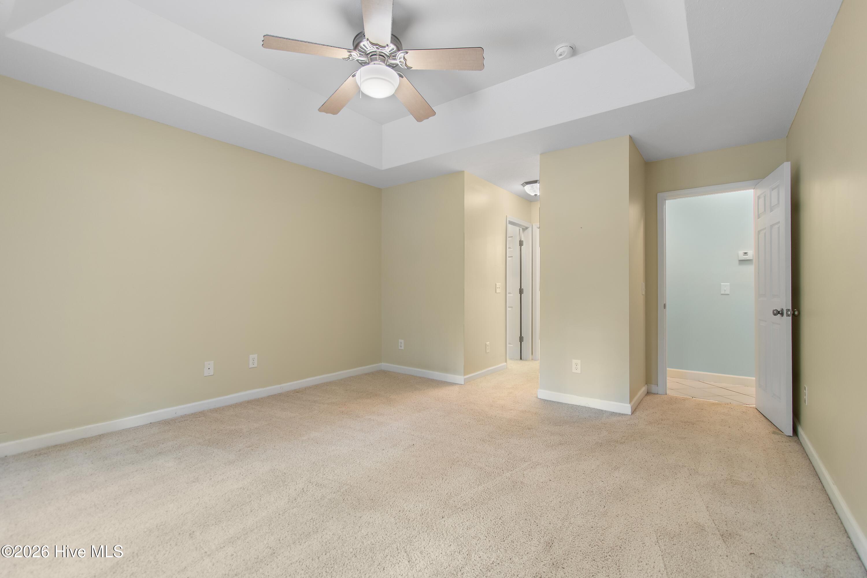 100570075 | Photo 20