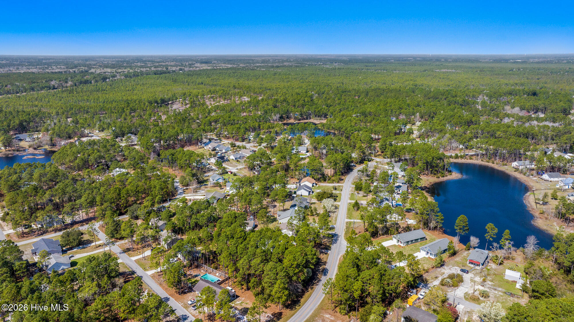 100561185 | Photo 73