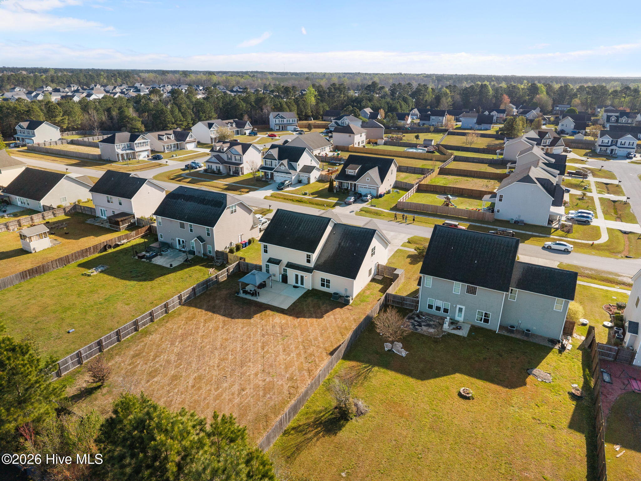 100564240 | Photo 71