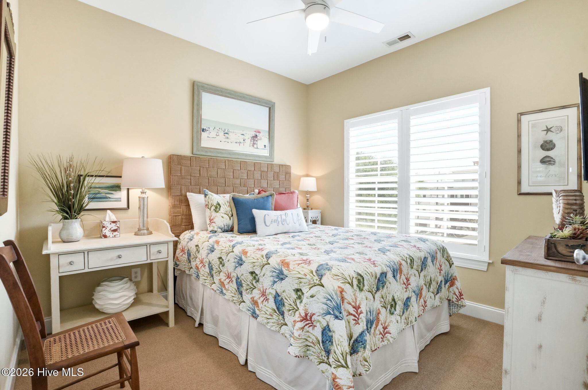 100568540 | Photo 17