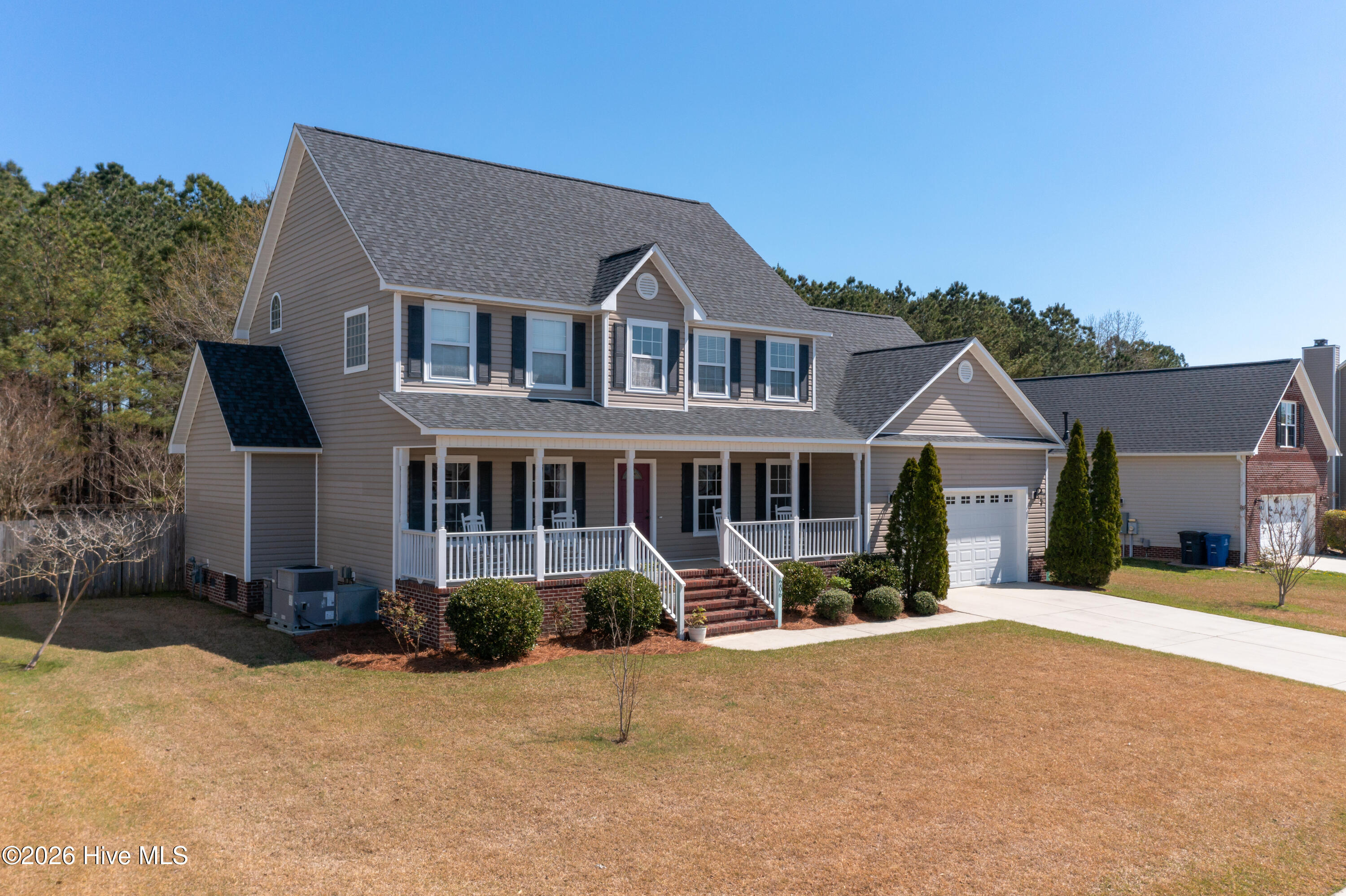 100569797 | Photo 54