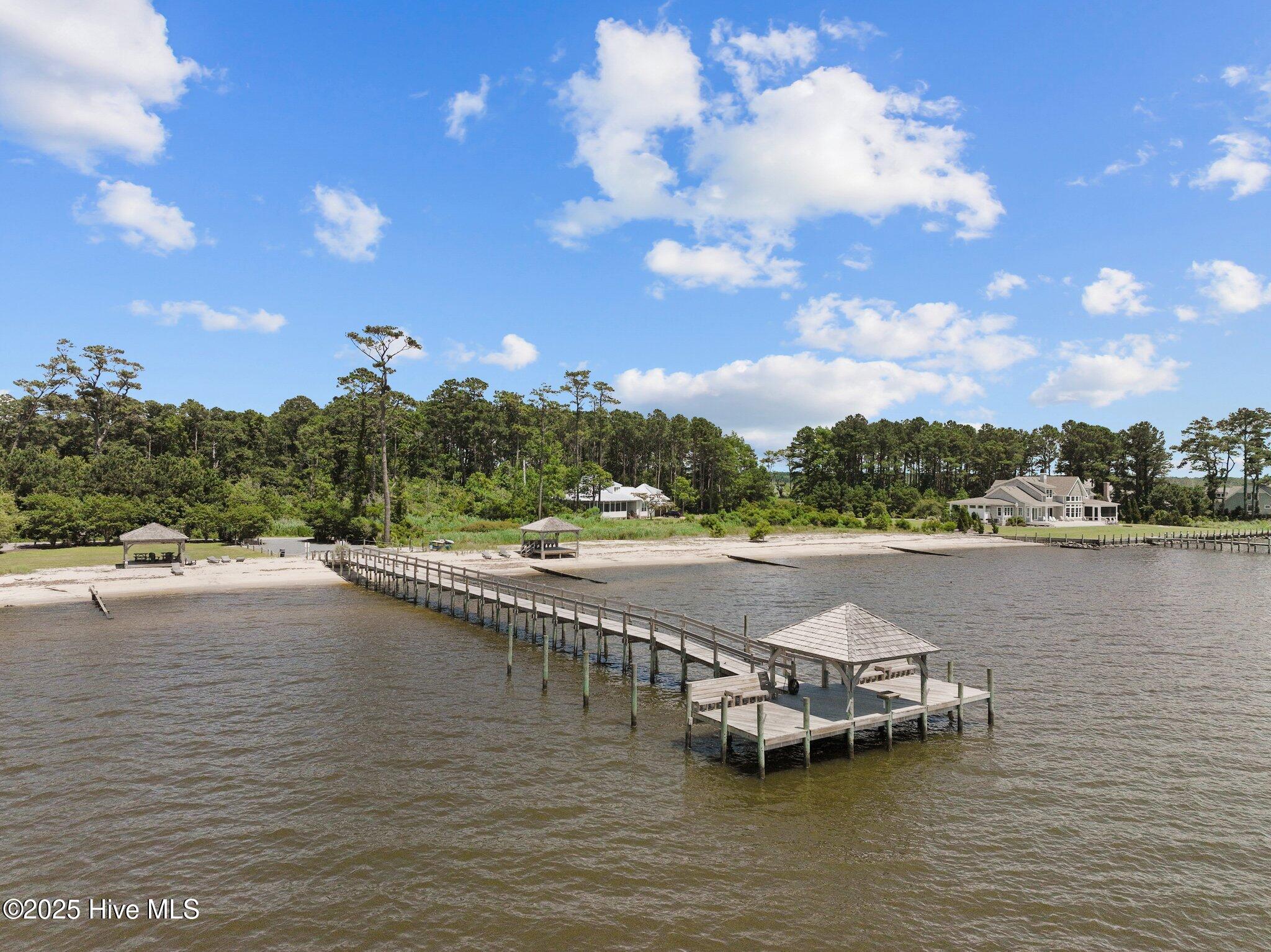 Community Soundfront Pier