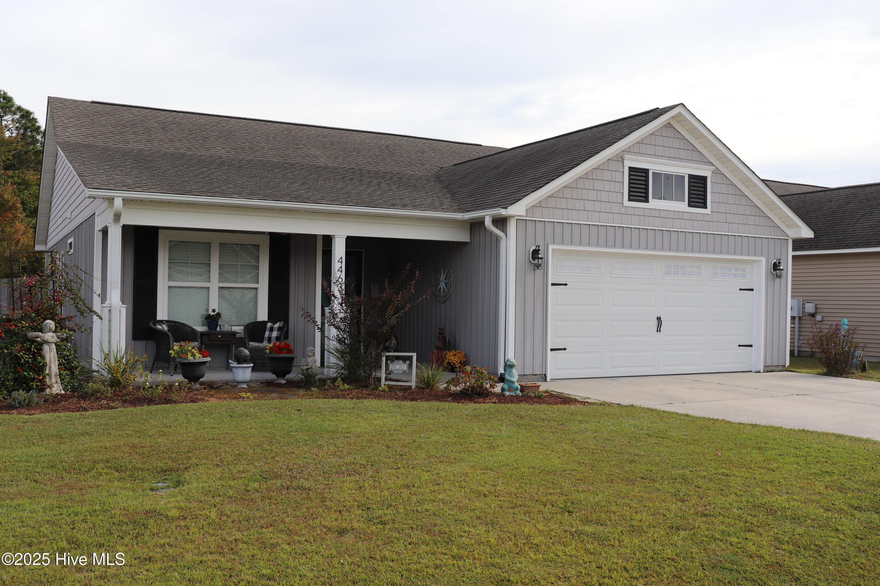 4463 Maritime Oak Drive SE, Southport, NC 28461 – photo 2: MO2