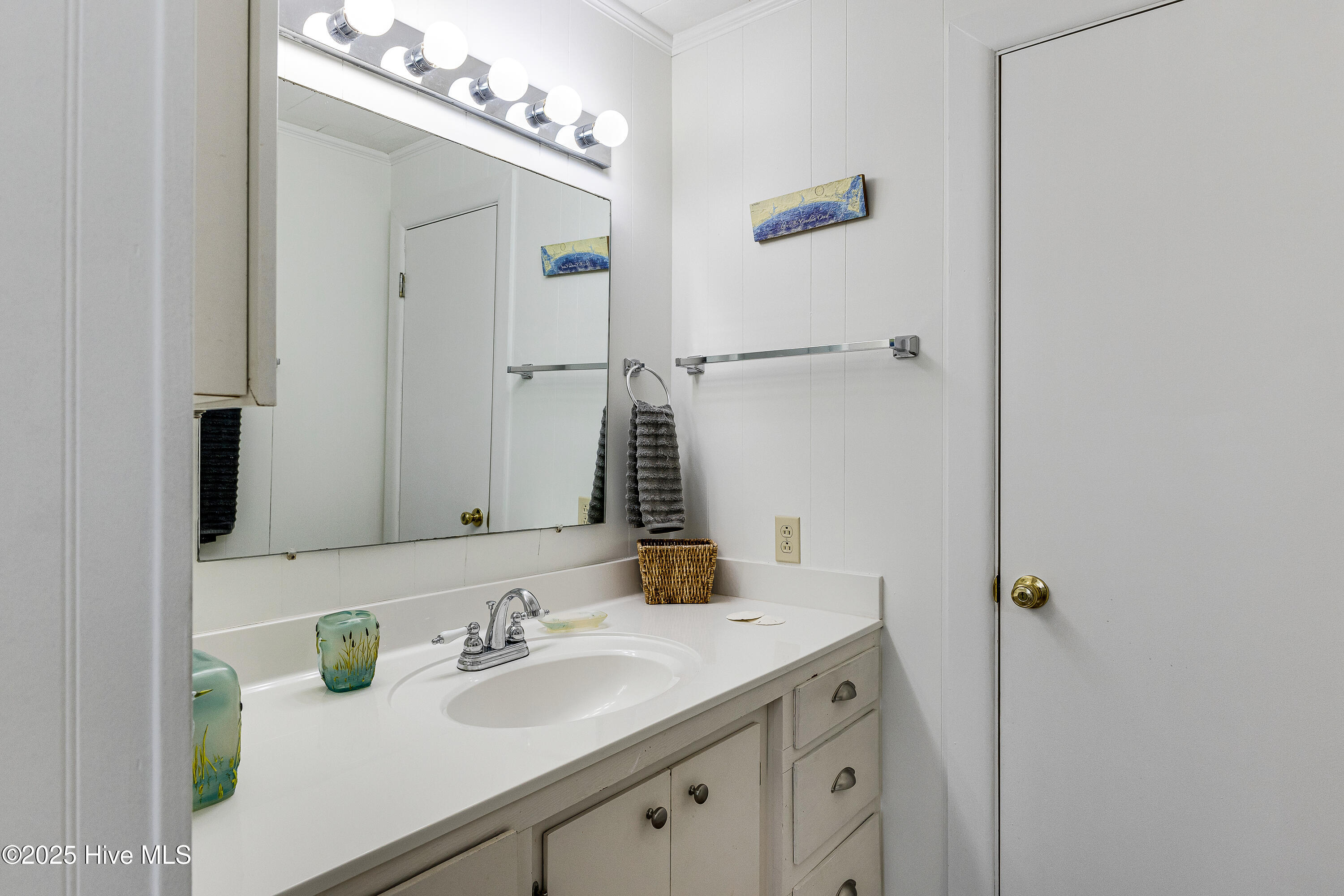 100541641 | Photo 12