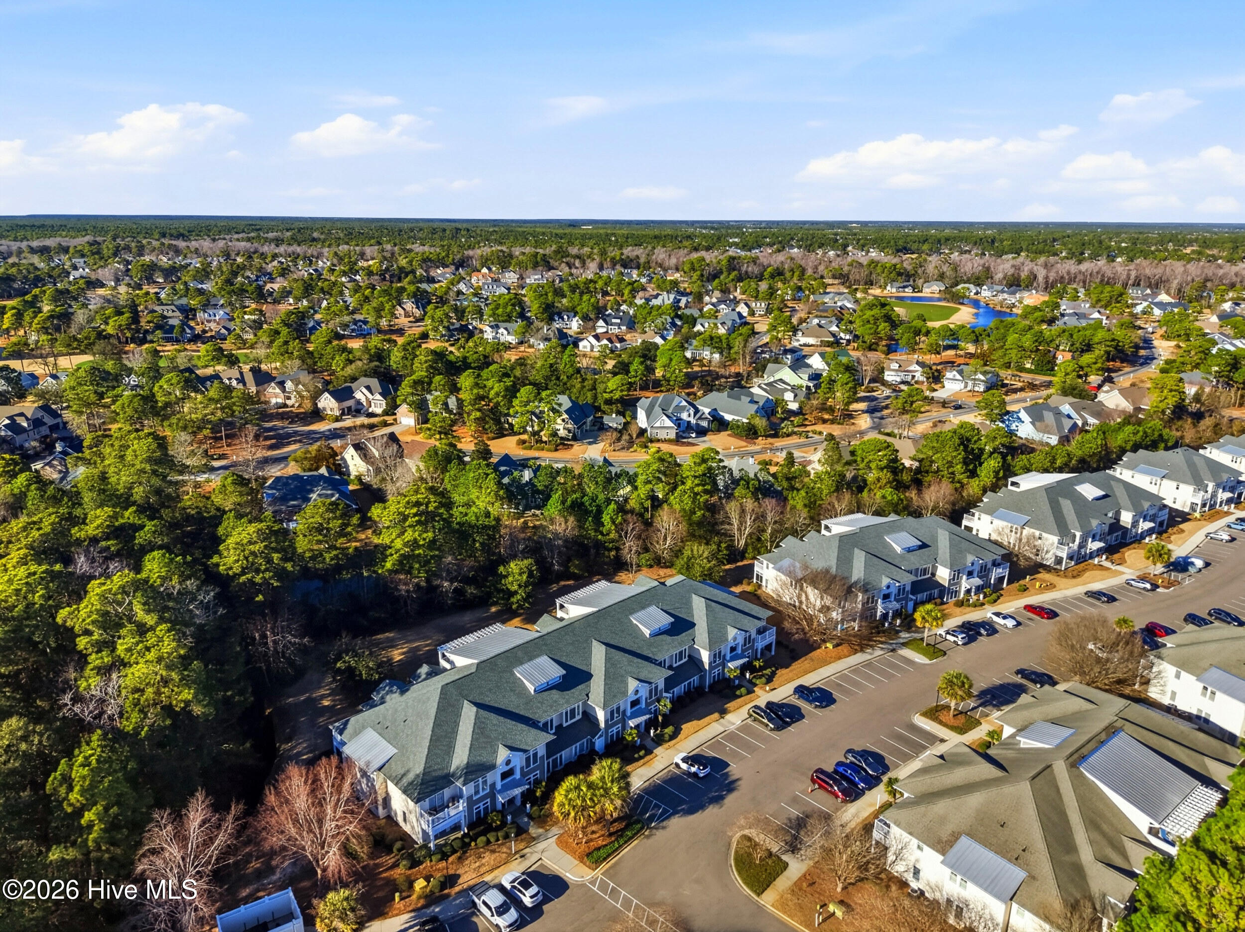 100551957 | Photo 47