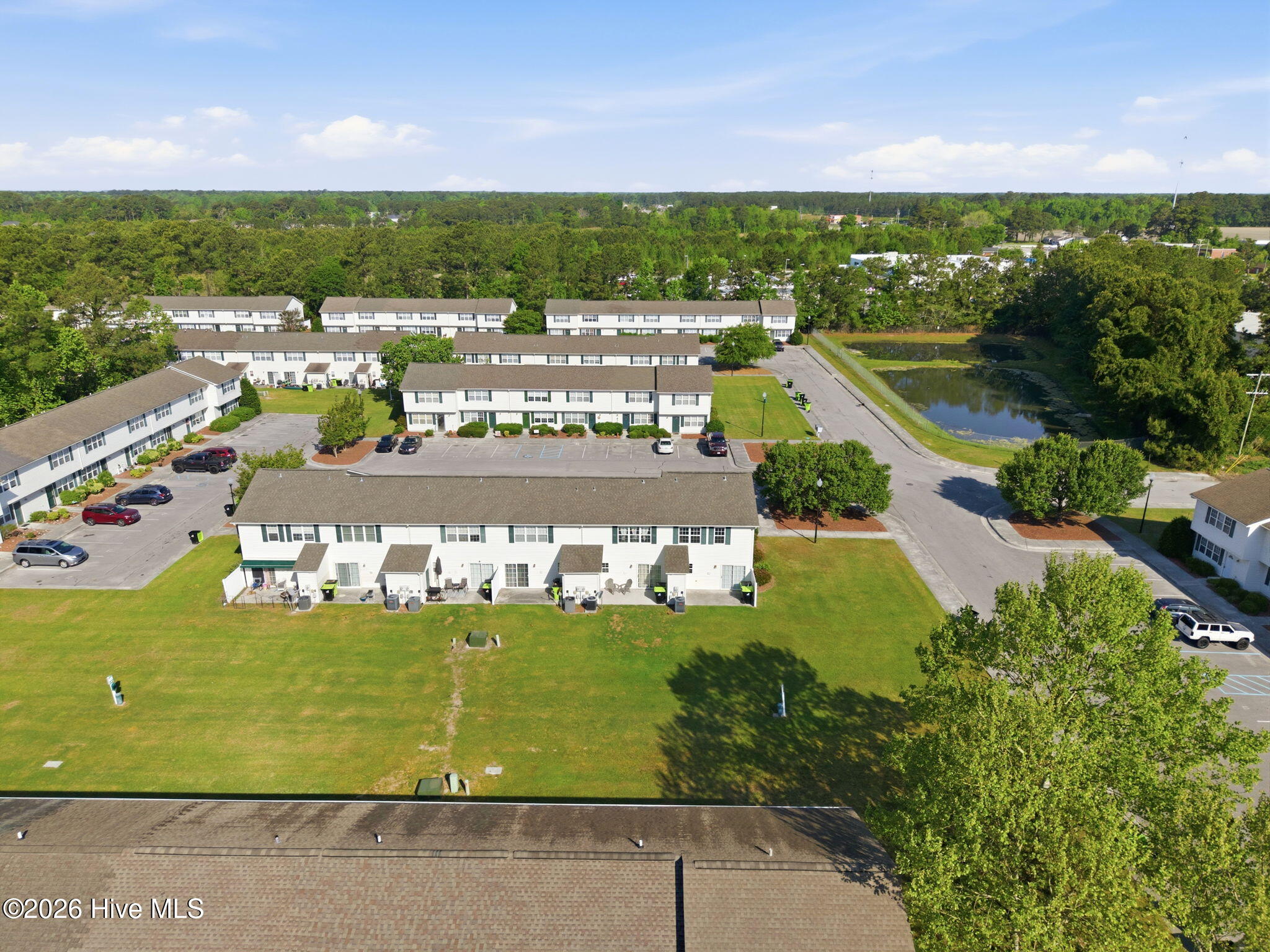 100568070 | Photo 20