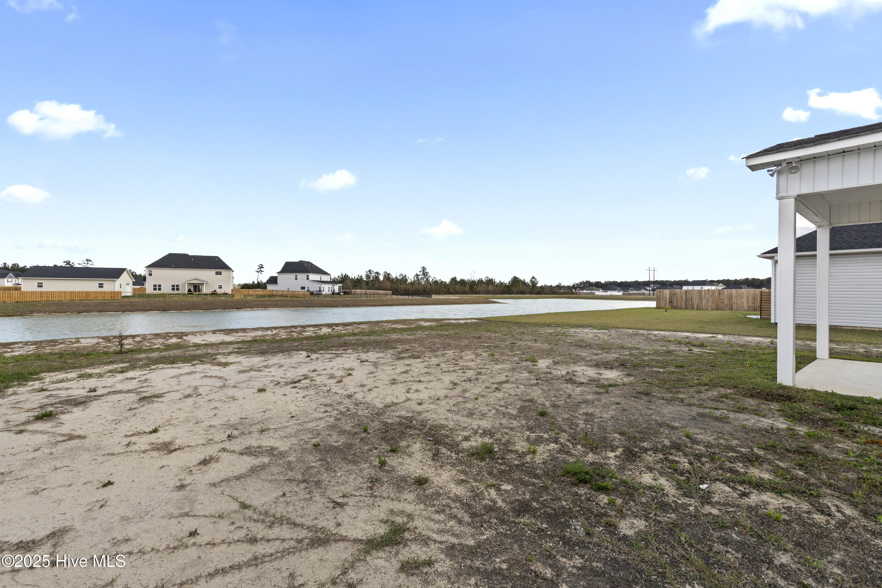 100504313 | Photo 30